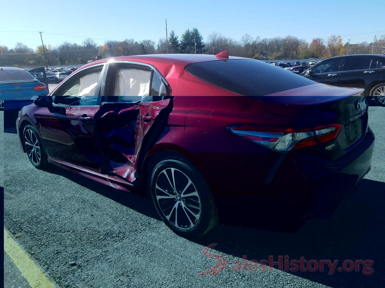 4T1B11HK0JU545929 2018 TOYOTA CAMRY