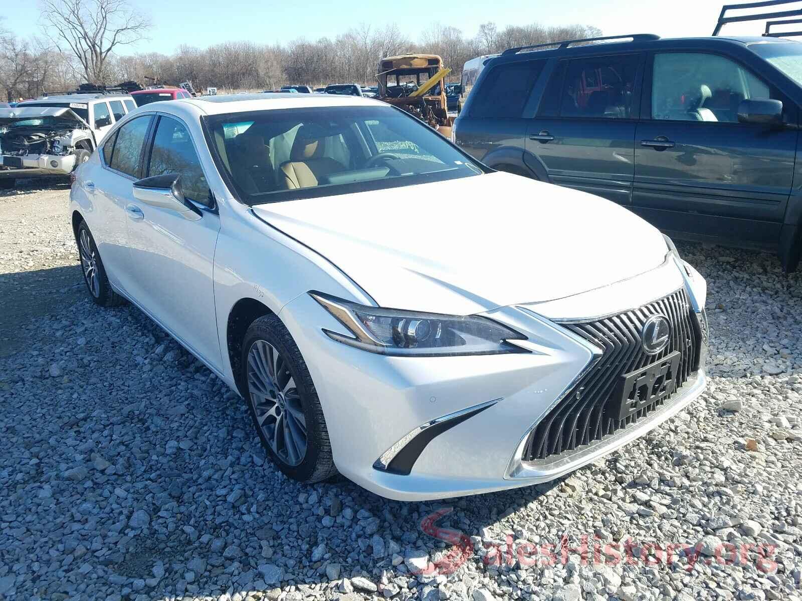 58ADZ1B18LU082046 2020 LEXUS ES350