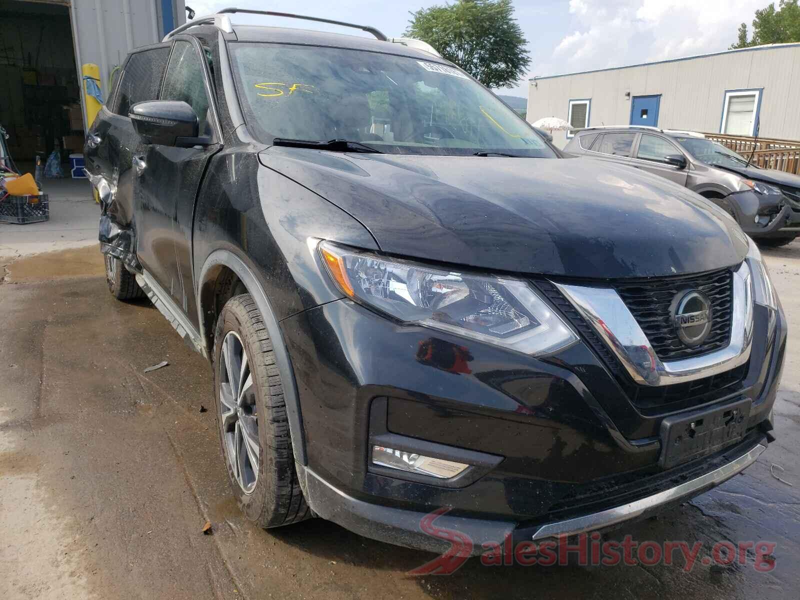 JN8AT2MV0JW317731 2018 NISSAN ROGUE