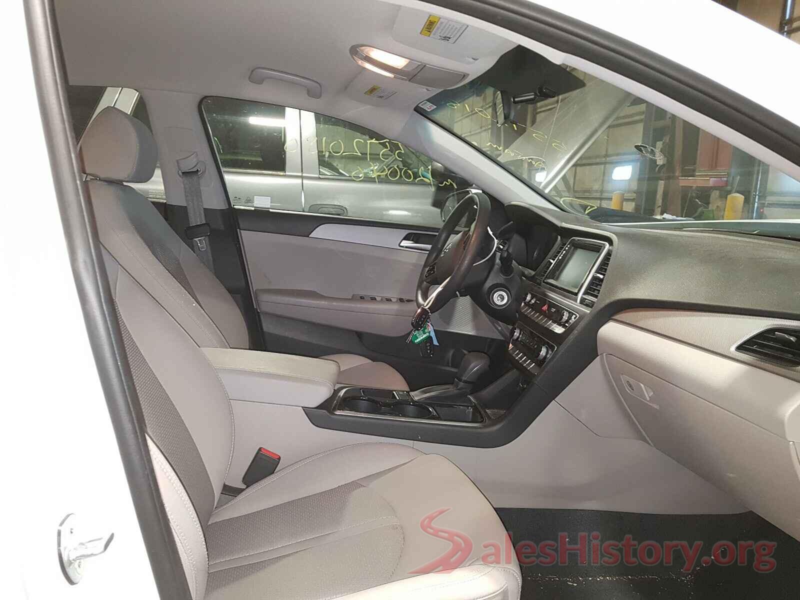 5NPE24AF8KH796108 2019 HYUNDAI SONATA