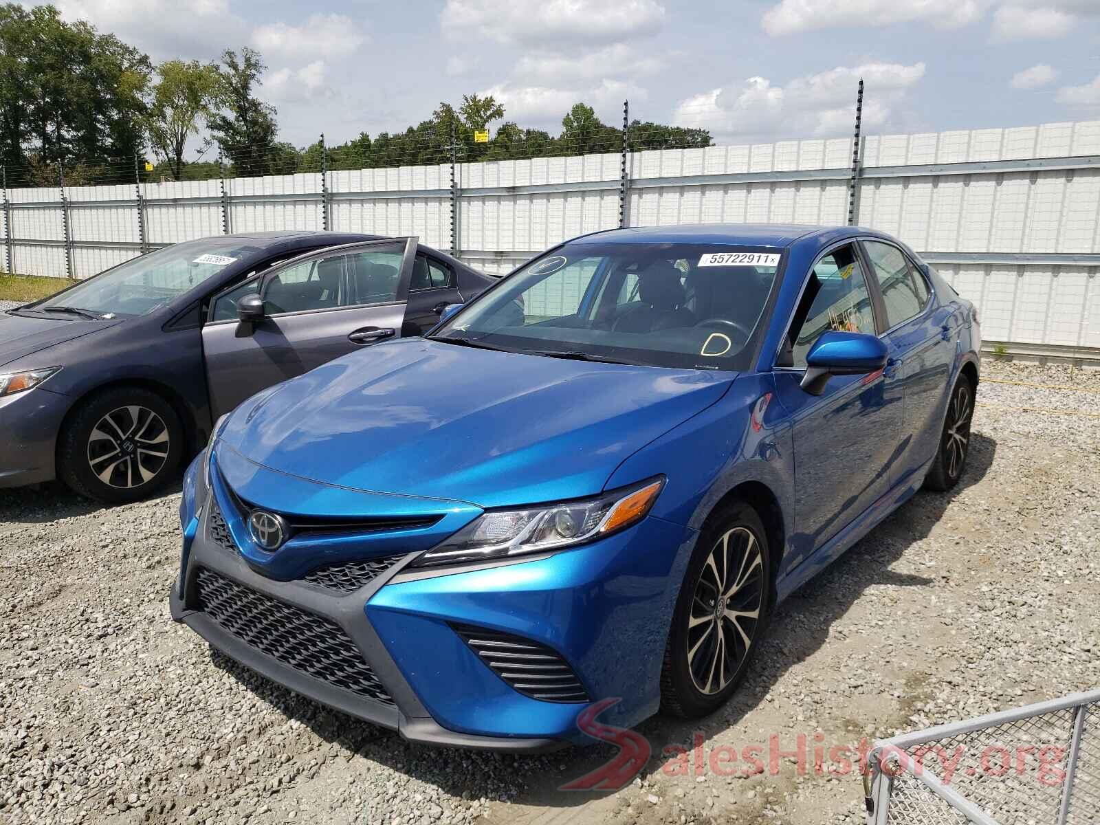 4T1B11HK3KU240104 2019 TOYOTA CAMRY