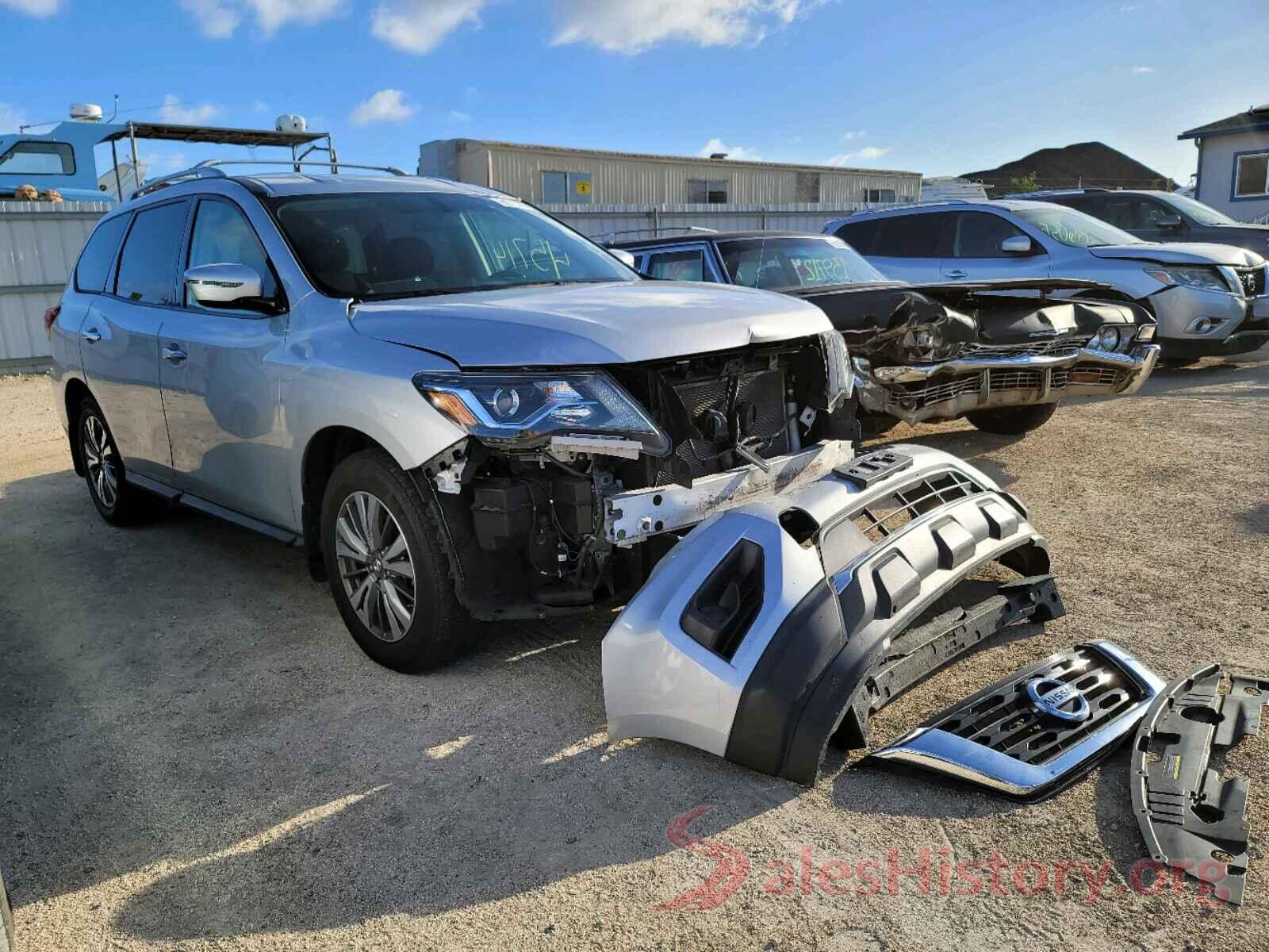 5N1DR2MN1HC626879 2017 NISSAN PATHFINDER