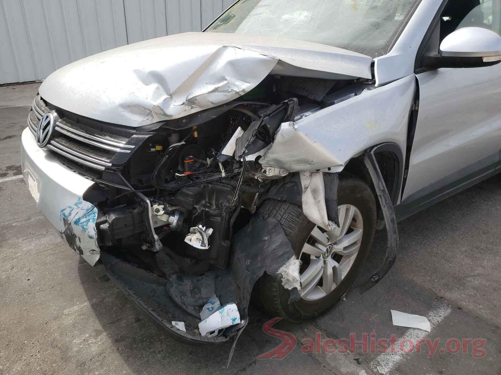 WVGAV7AXXHK004739 2017 VOLKSWAGEN TIGUAN