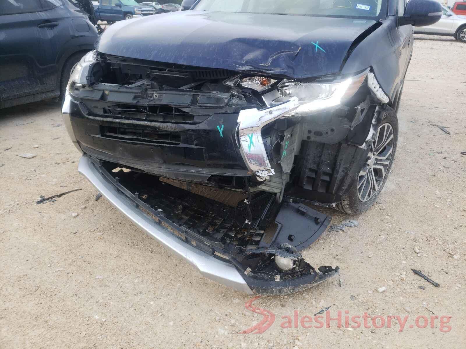 JA4AD3A35JZ006032 2018 MITSUBISHI OUTLANDER