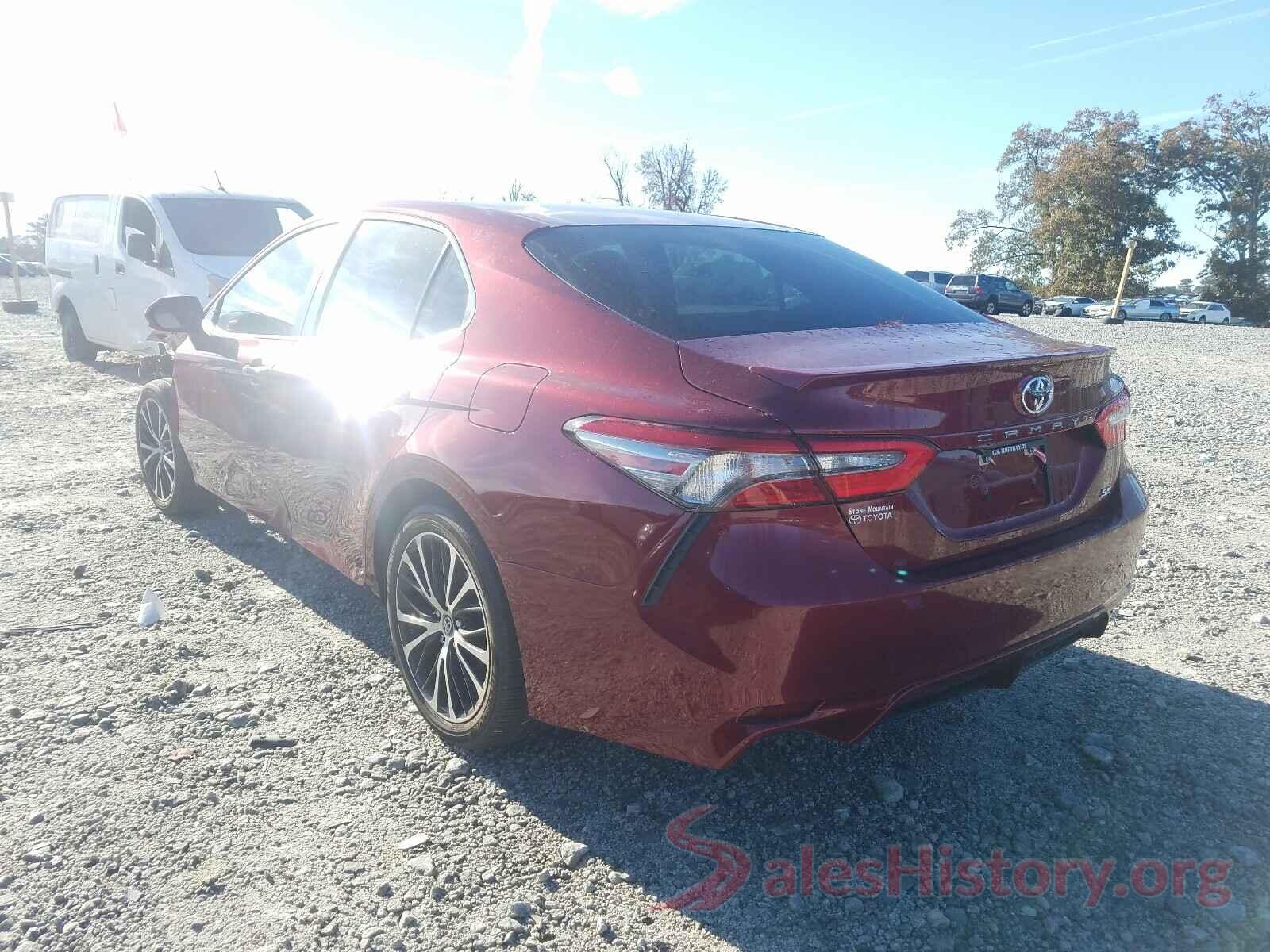 4T1B11HK4JU511010 2018 TOYOTA CAMRY