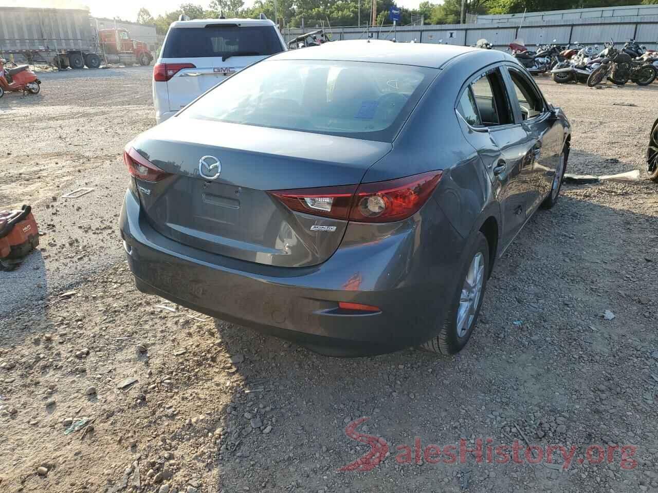 3MZBN1U79JM160218 2018 MAZDA 3