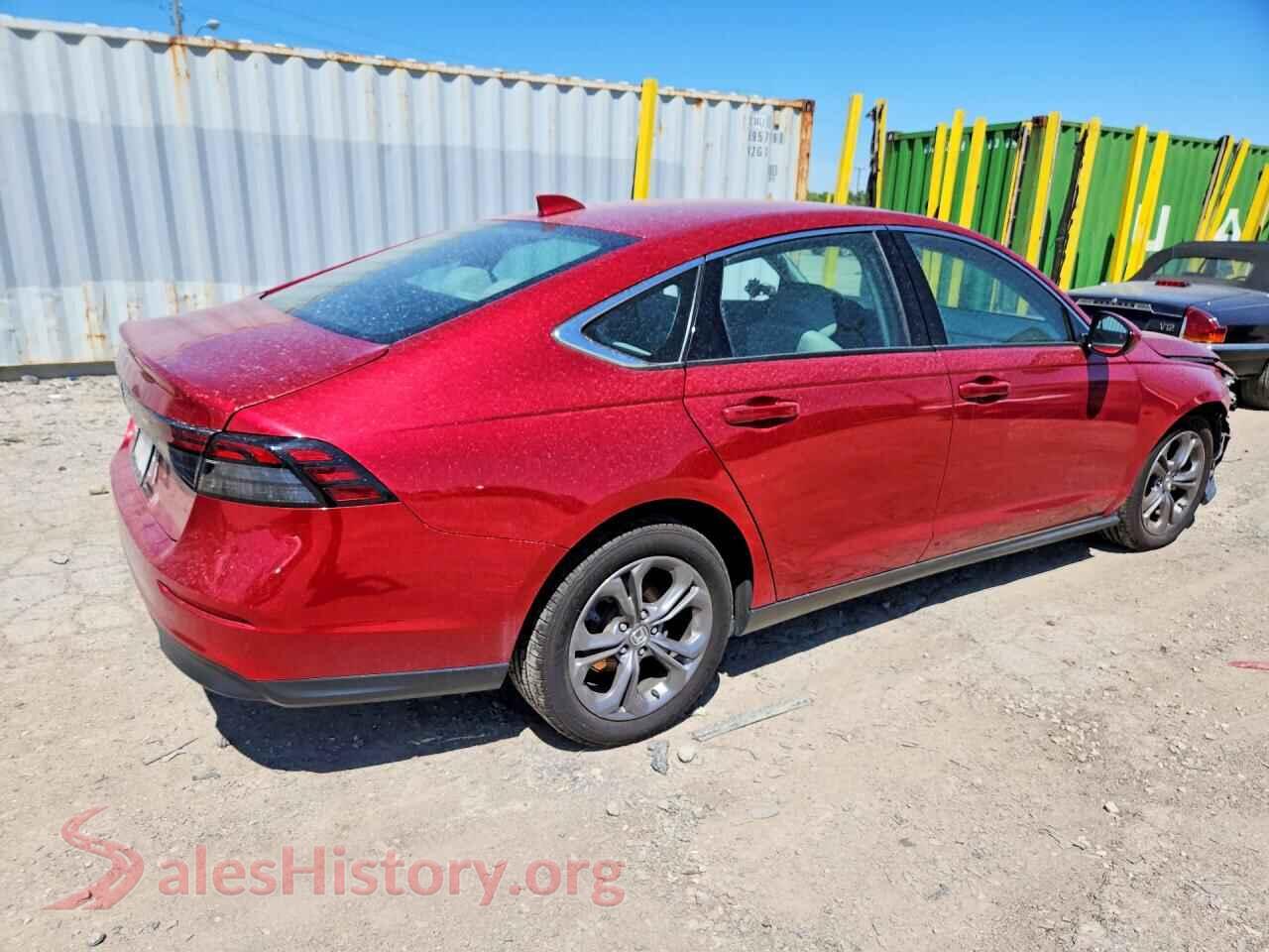 2024 HONDA ACCORD VIN 1HGCY1F32RA028565, right side view