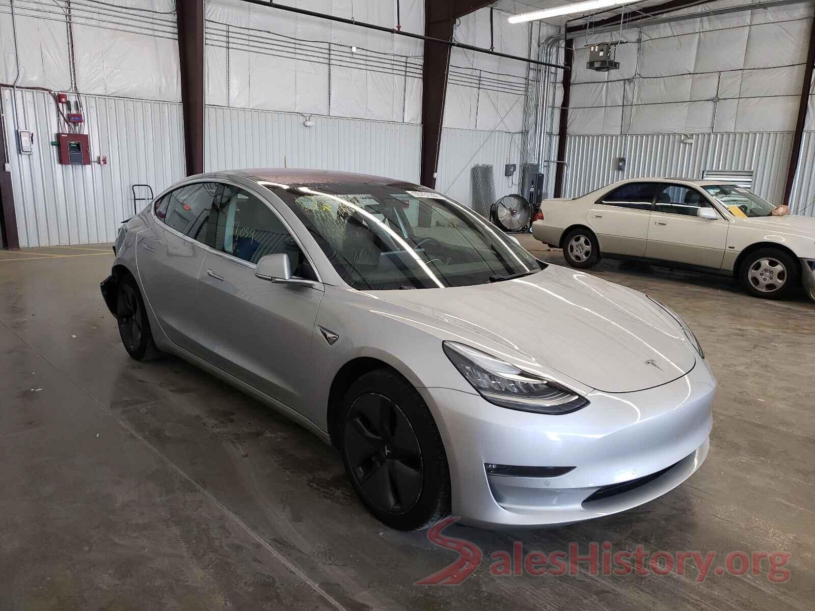 5YJ3E1EA8JF039220 2018 TESLA MODEL 3