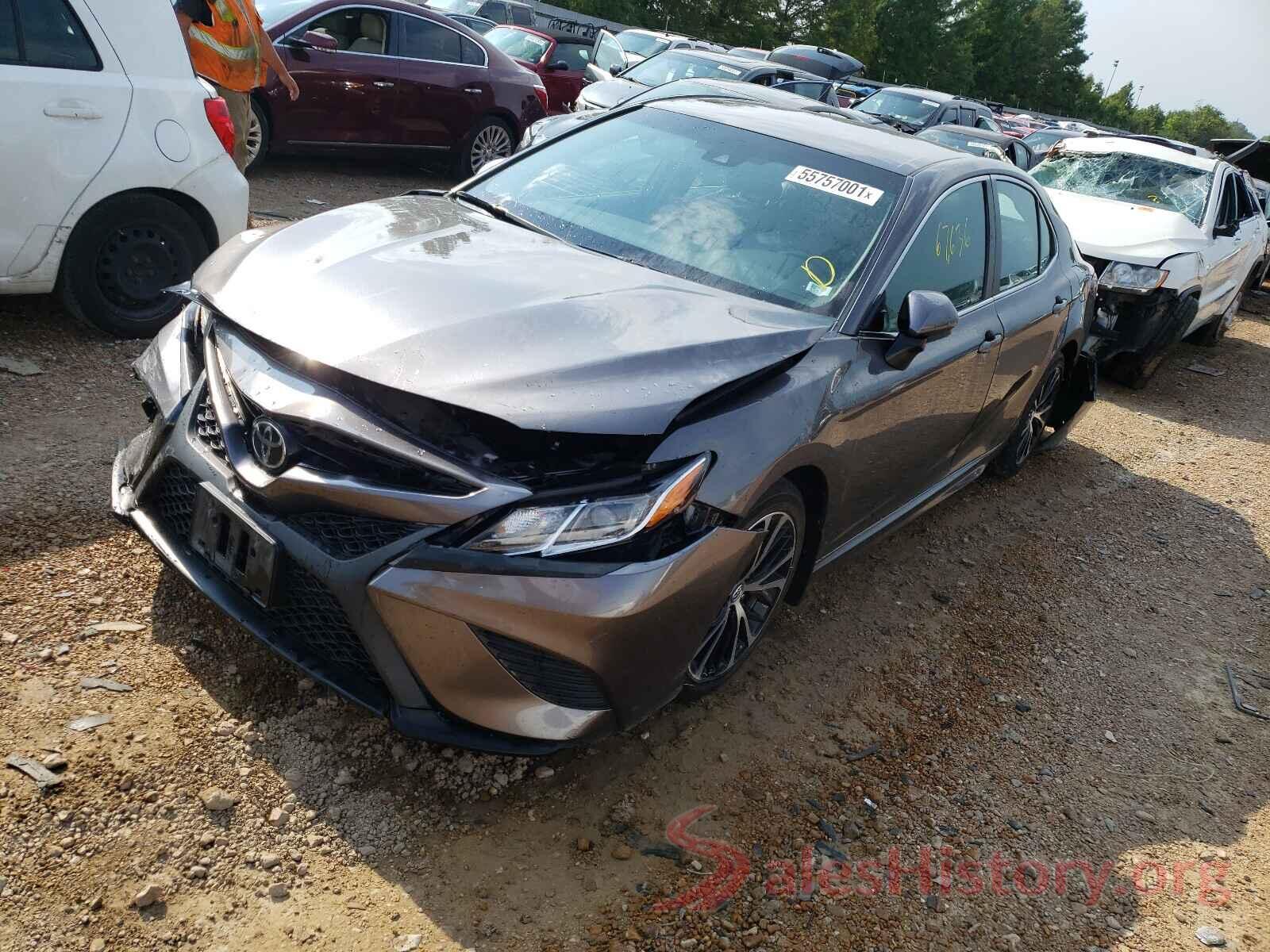 4T1B11HK6JU037447 2018 TOYOTA CAMRY