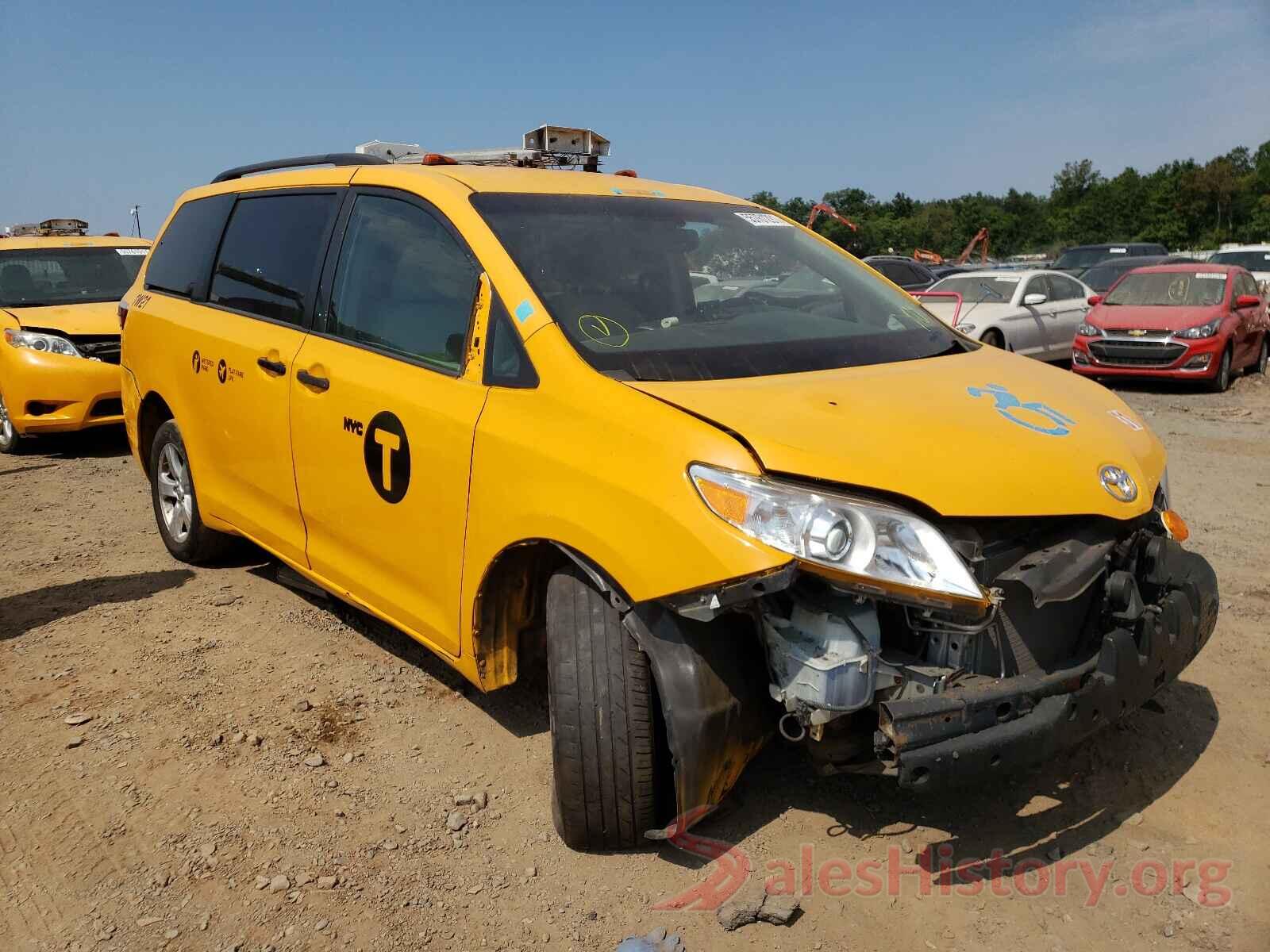 5TDKK3DCXGS764096 2016 TOYOTA SIENNA