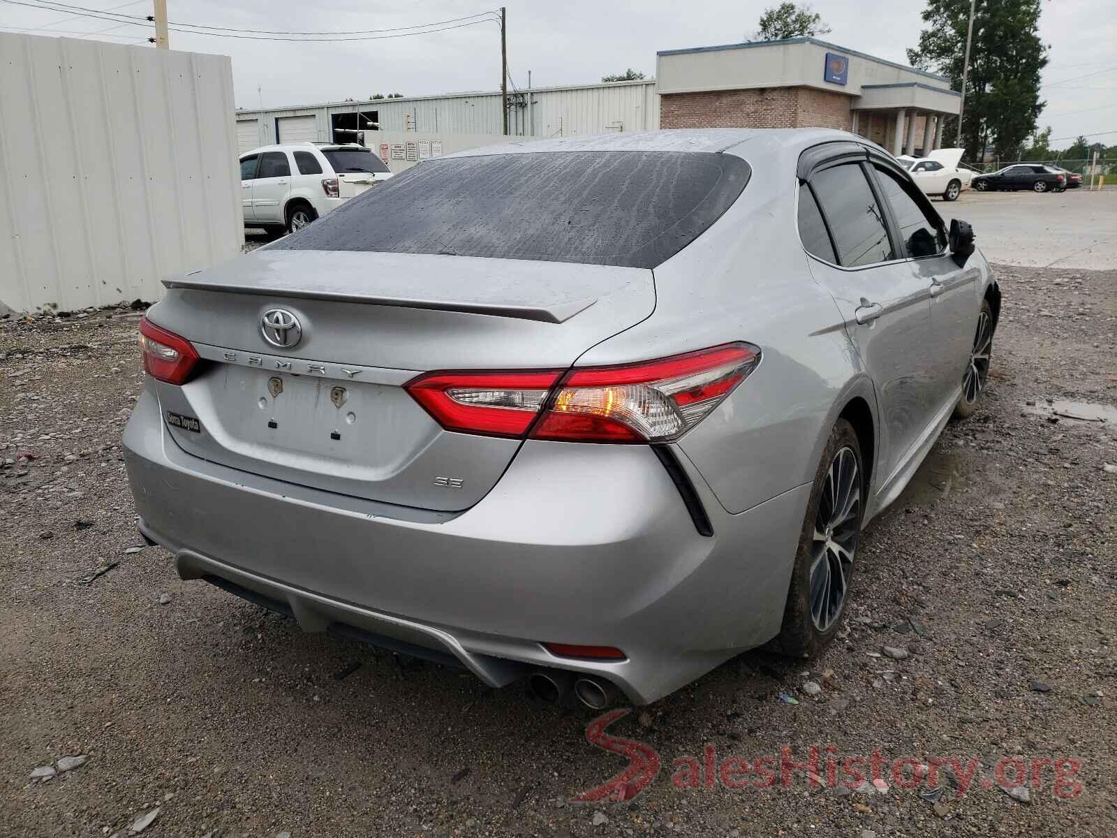 4T1B11HKXJU091639 2018 TOYOTA CAMRY