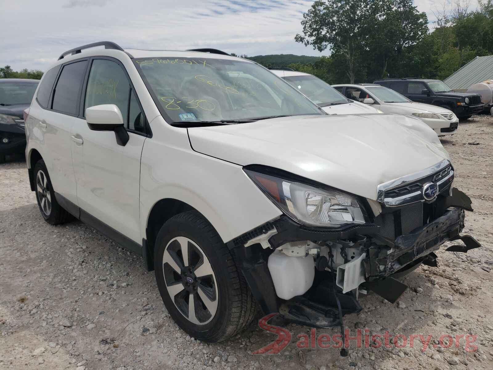 JF2SJAGC5JH500431 2018 SUBARU FORESTER