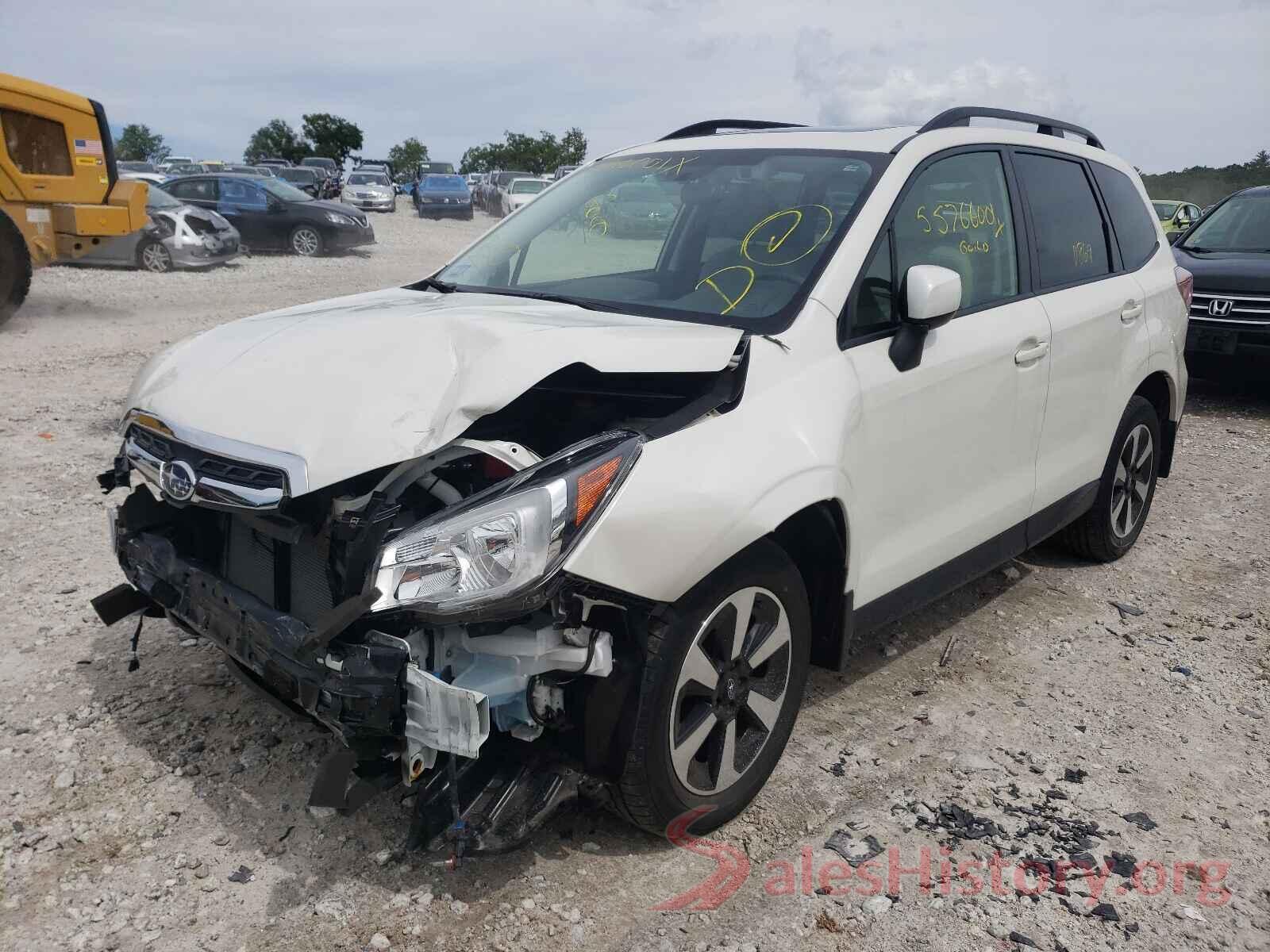 JF2SJAGC5JH500431 2018 SUBARU FORESTER