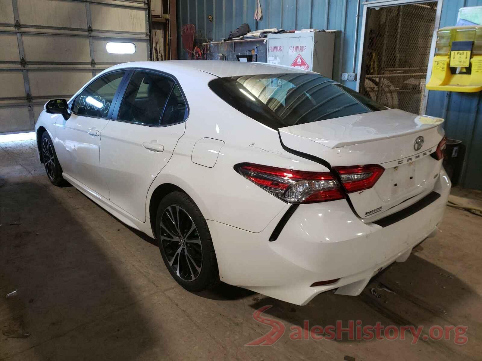 4T1B11HK7JU108400 2018 TOYOTA CAMRY