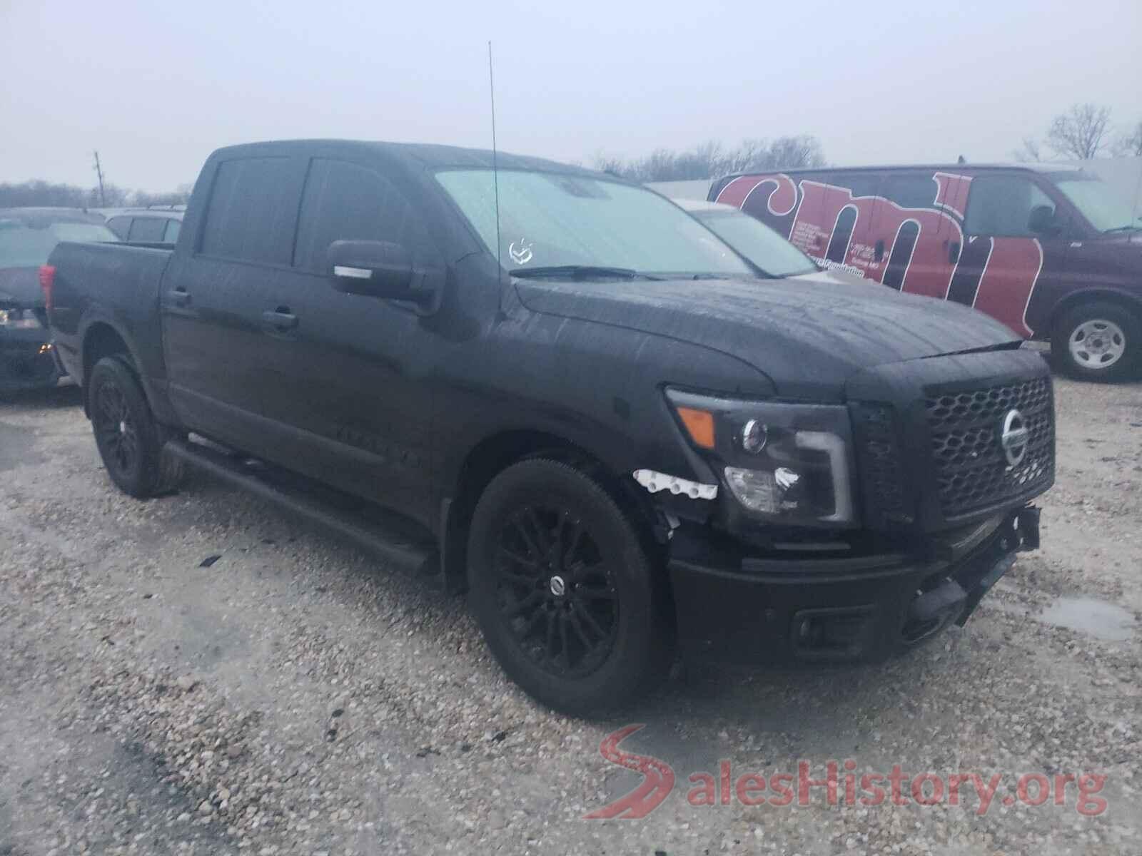 1N6AA1E62JN523672 2018 NISSAN TITAN