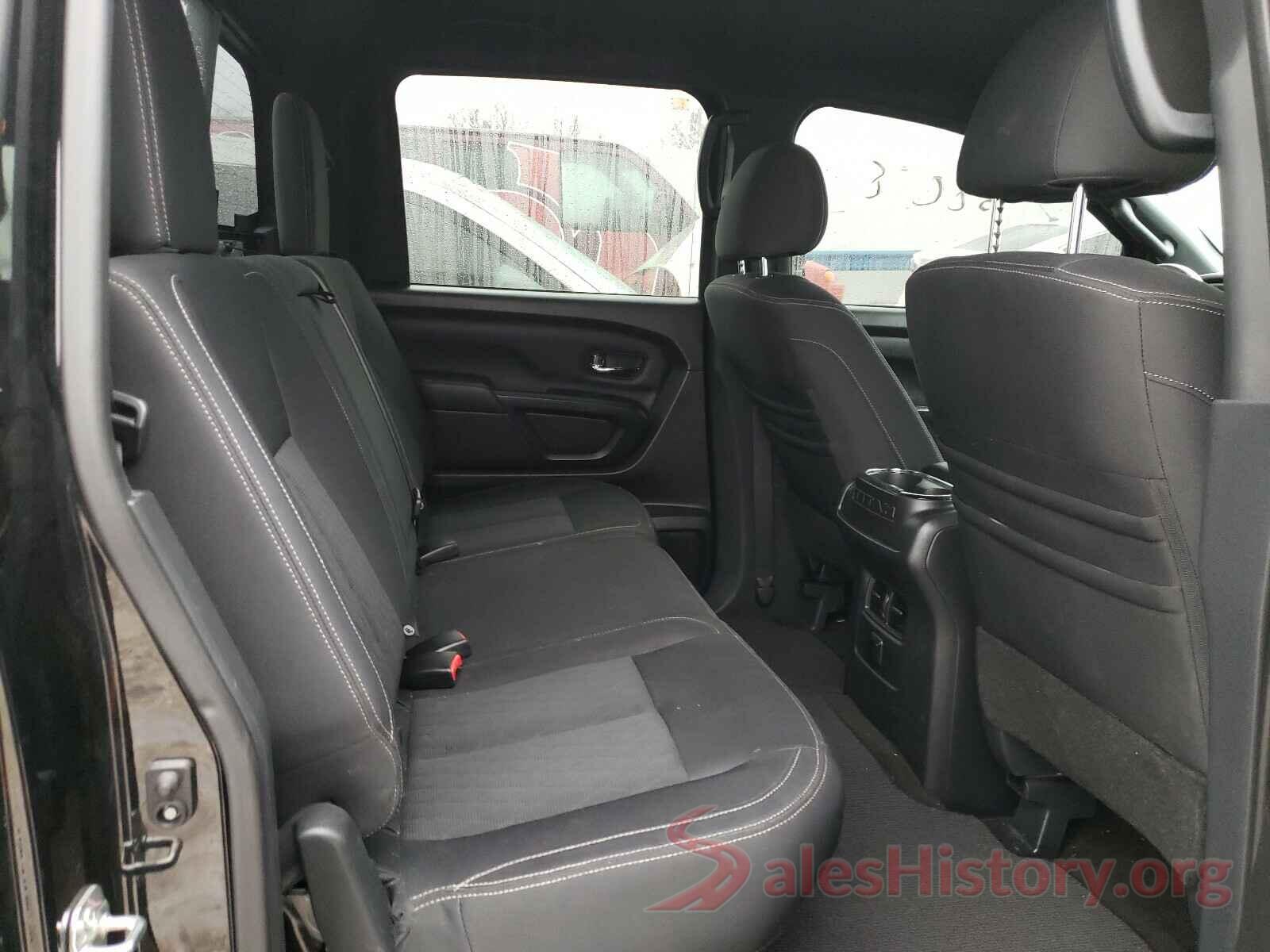 1N6AA1E62JN523672 2018 NISSAN TITAN