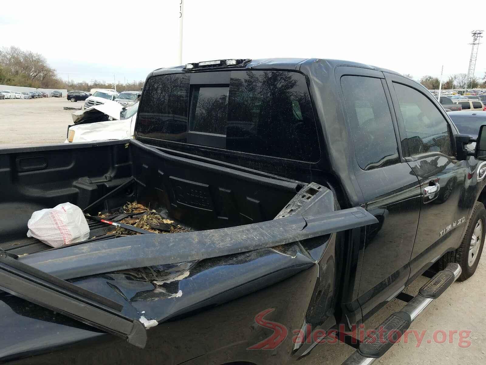 1N6BA1C33HN558485 2017 NISSAN TITAN