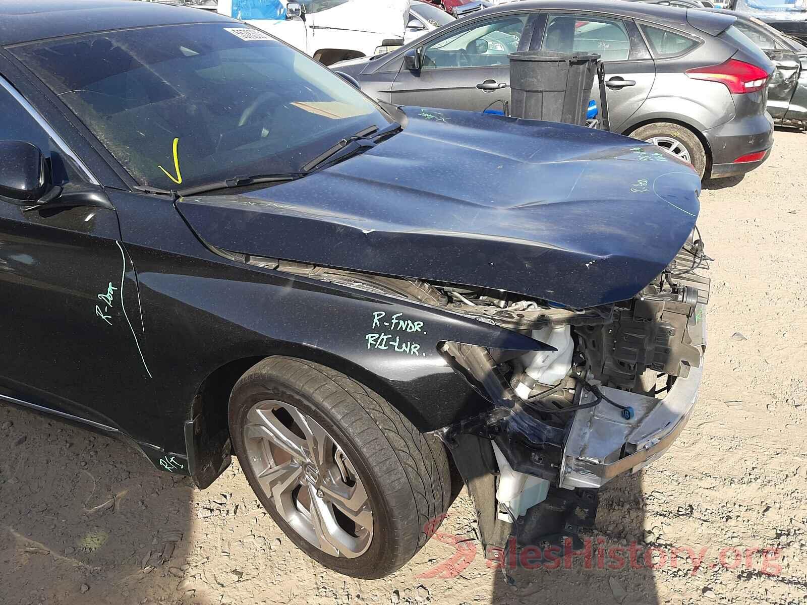 1HGCV1F42JA194493 2018 HONDA ACCORD