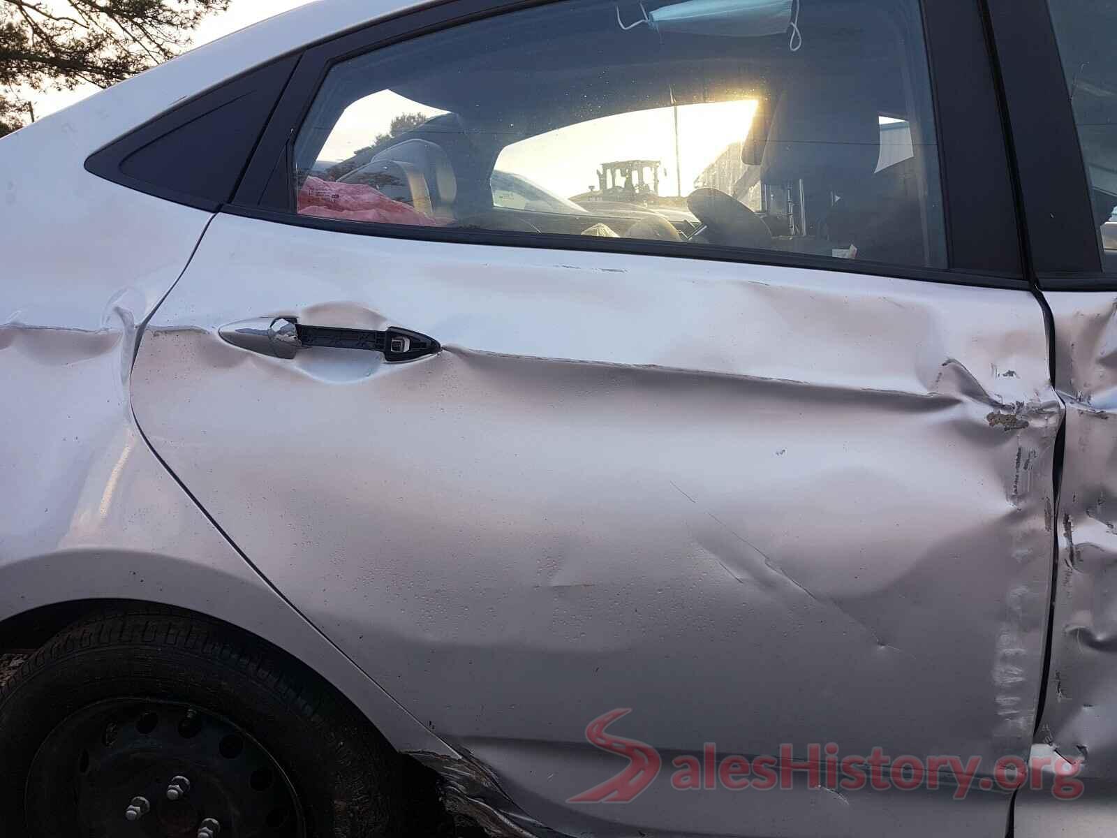 KMHCT4AE4HU240710 2017 HYUNDAI ACCENT