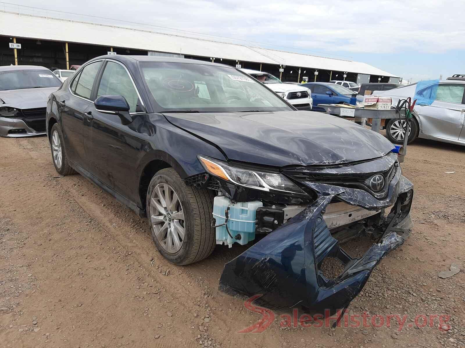 4T1B11HK6JU591023 2018 TOYOTA CAMRY