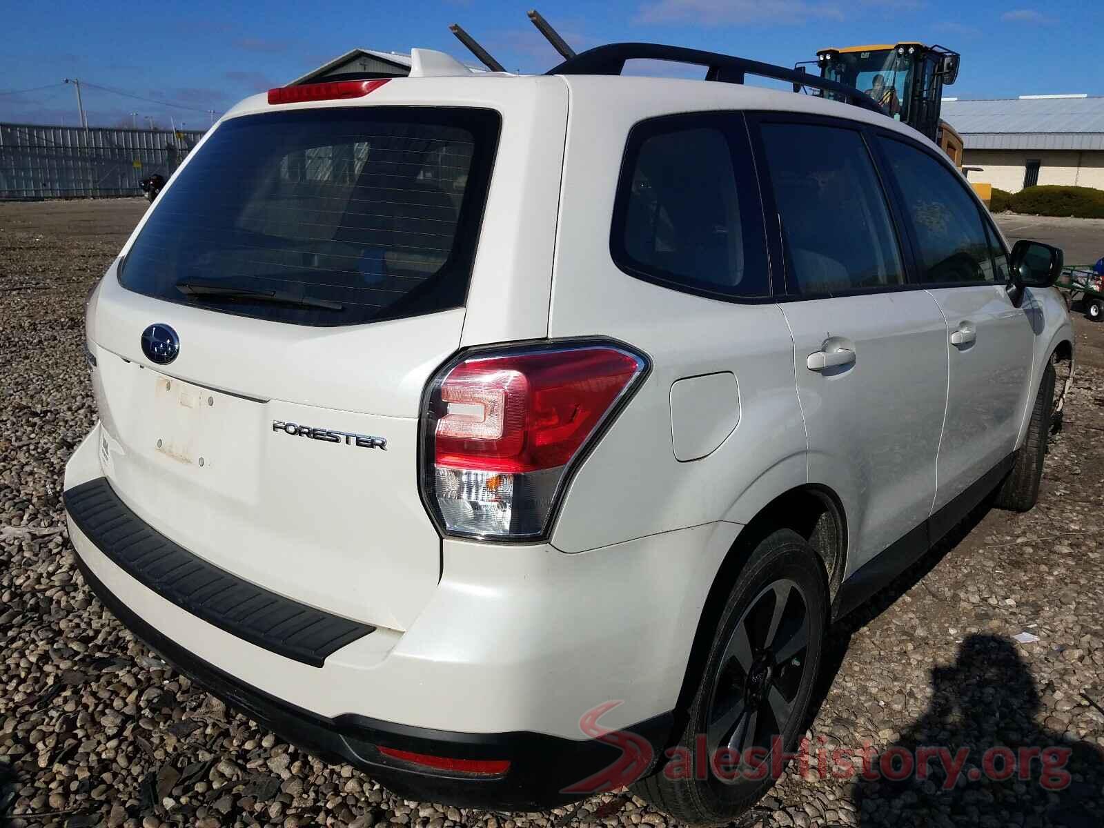 JF2SJABC9JH480885 2018 SUBARU FORESTER