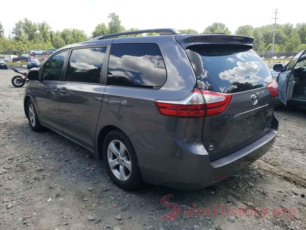 5TDKZ3DC8HS798020 2017 TOYOTA SIENNA