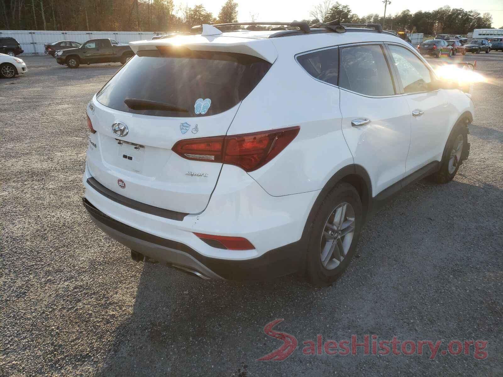 5XYZU3LB5JG561817 2018 HYUNDAI SANTA FE