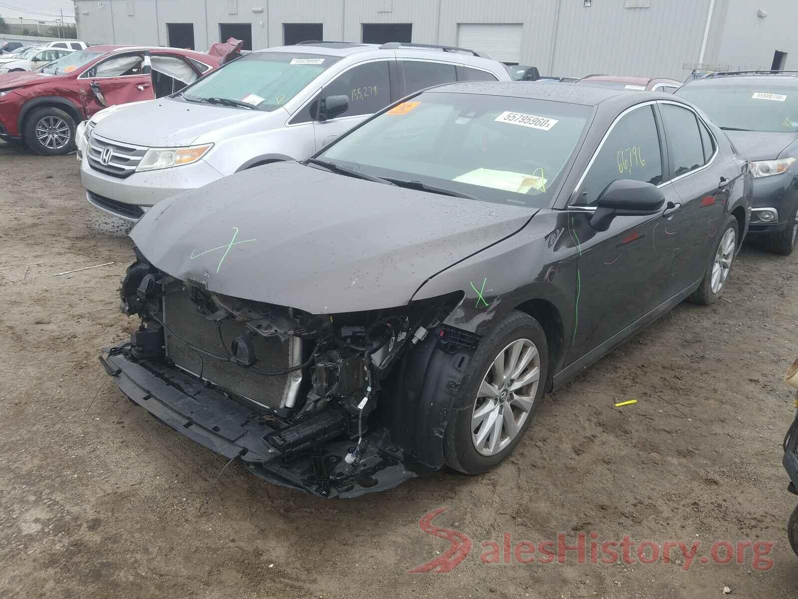 4T1B11HK8JU570478 2018 TOYOTA CAMRY