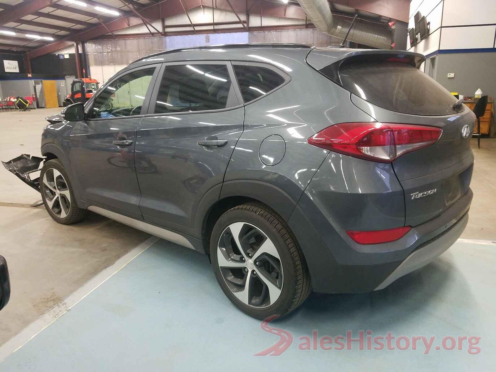 KM8J3CA25HU555376 2017 HYUNDAI TUCSON