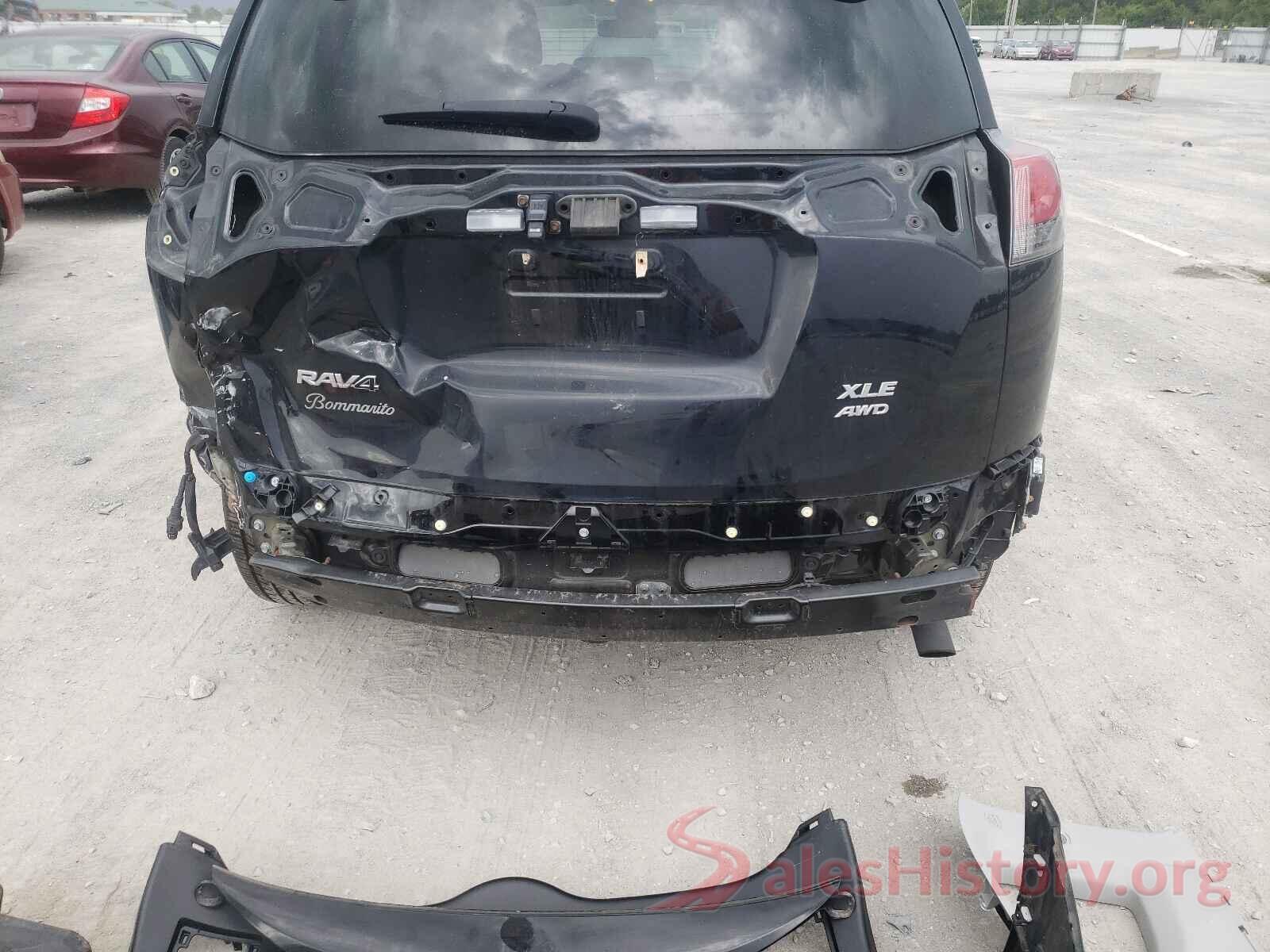 2T3RFREV1HW637386 2017 TOYOTA RAV4