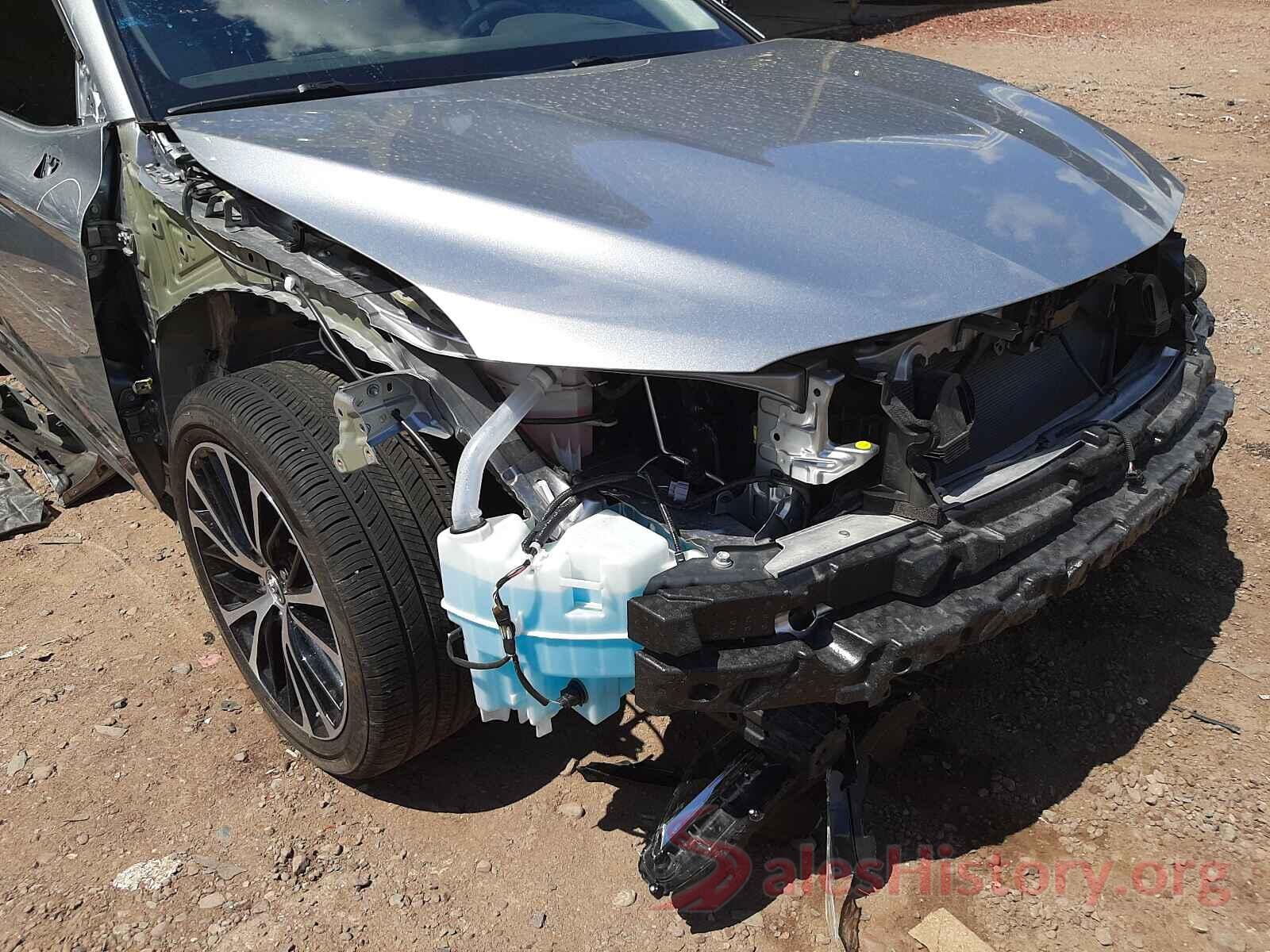 4T1B11HK1KU752072 2019 TOYOTA CAMRY