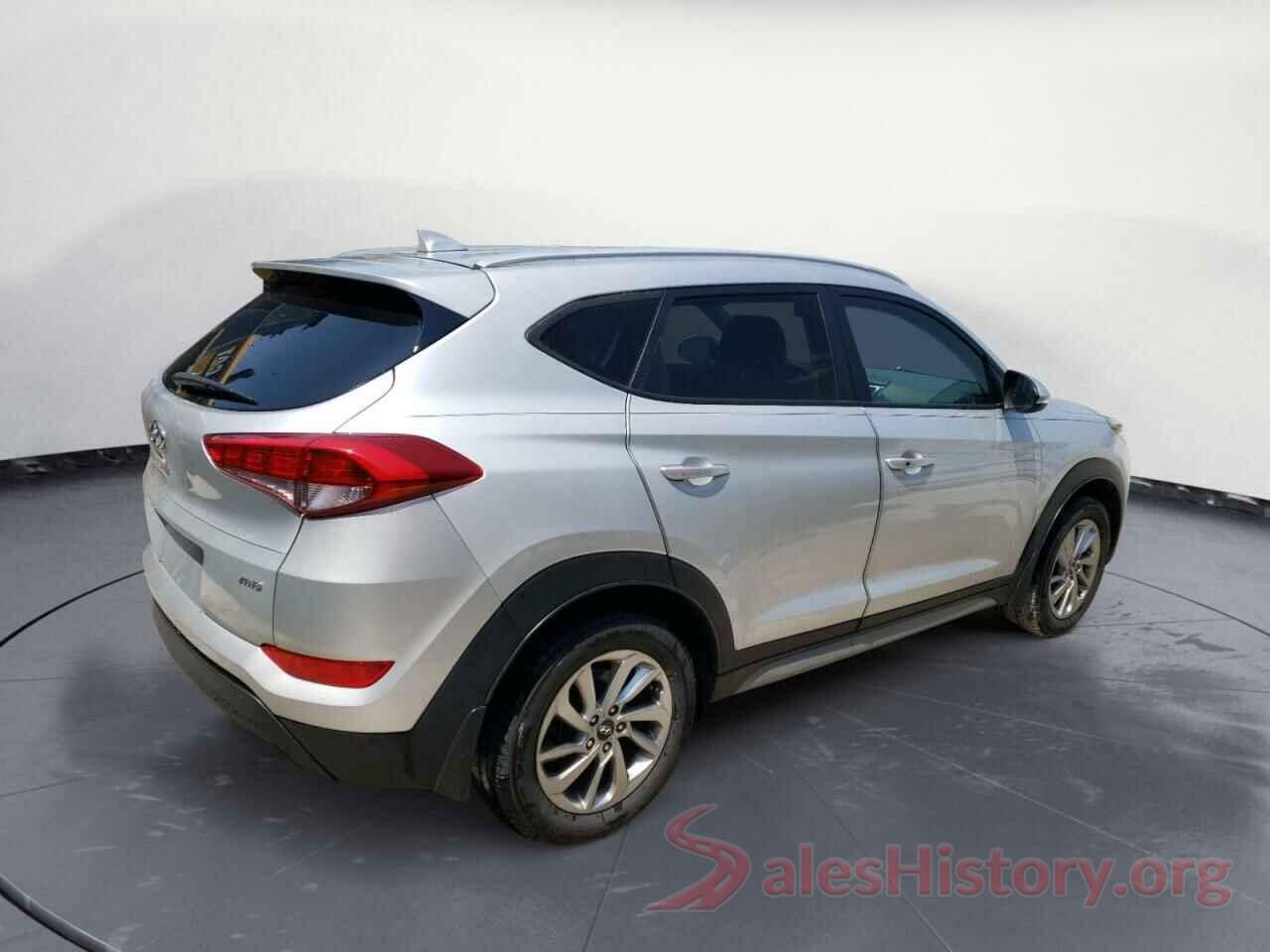 KM8J3CA45JU762194 2018 HYUNDAI TUCSON