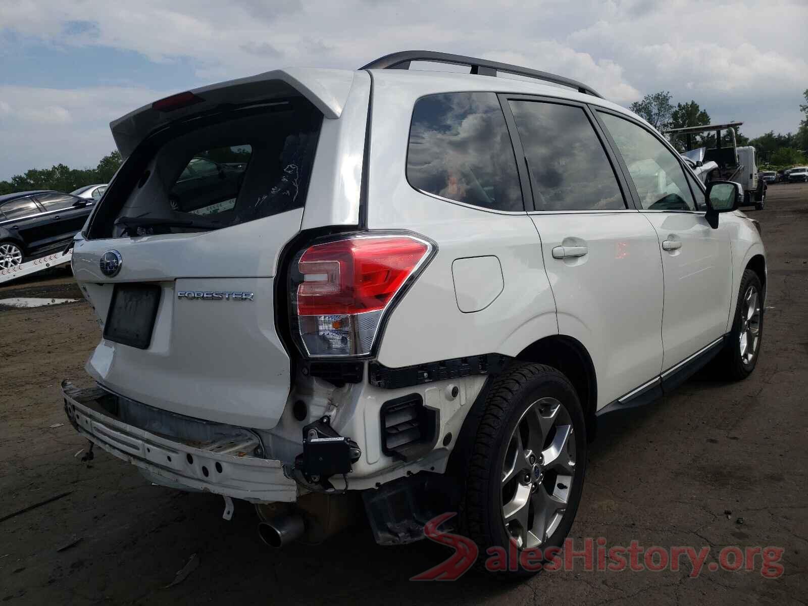 JF2SJAWC6JH614777 2018 SUBARU FORESTER