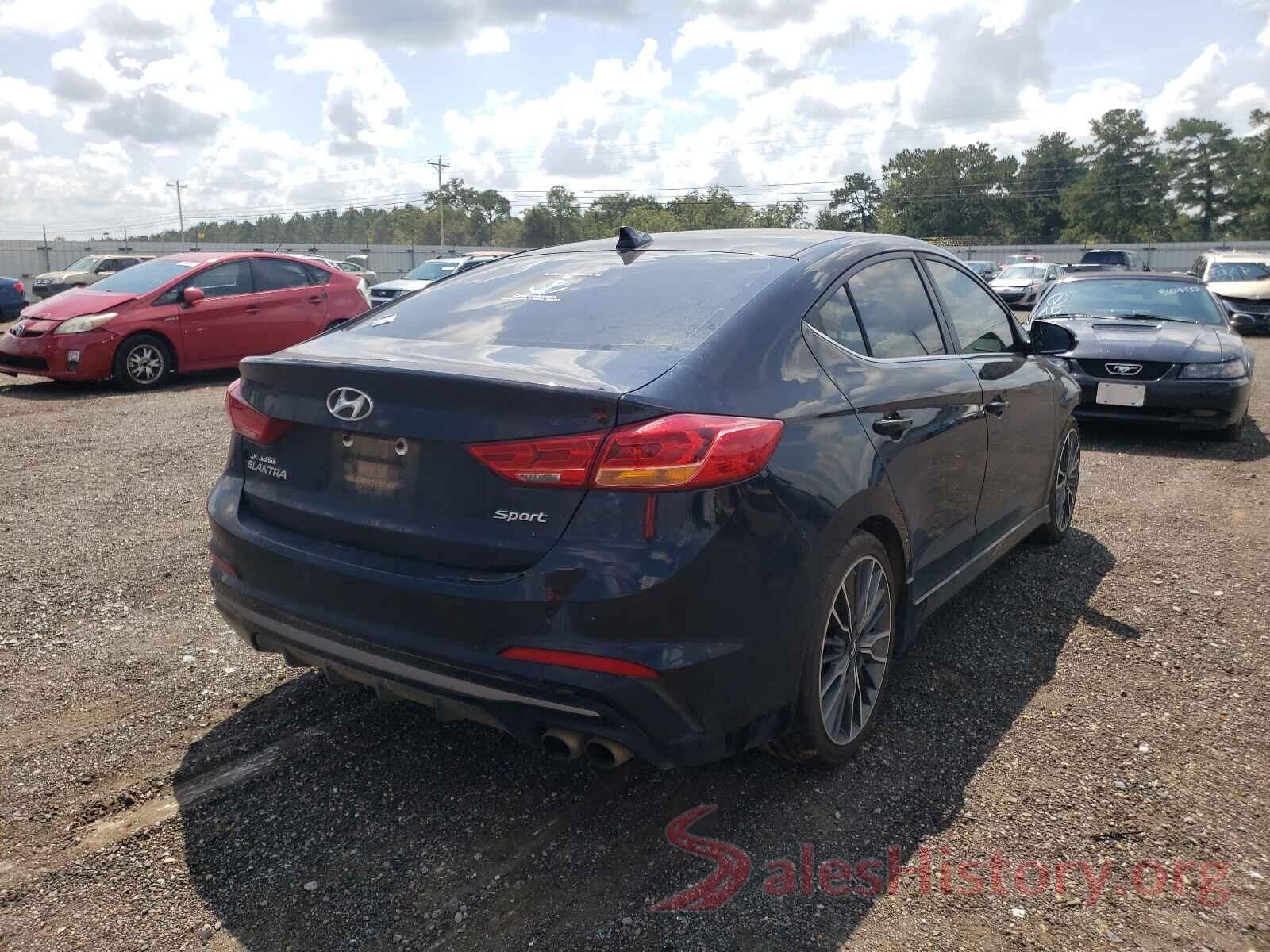 KMHD04LB0JU522901 2018 HYUNDAI ELANTRA