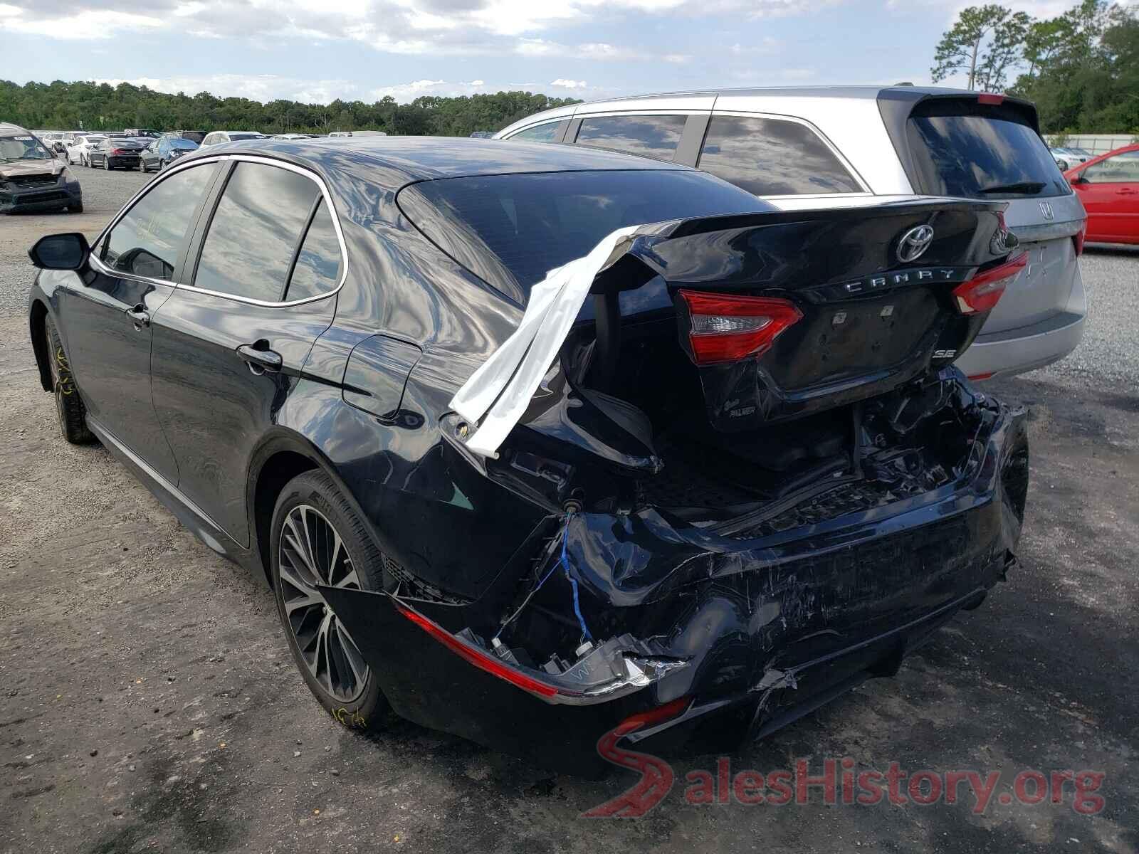 4T1B11HK0JU627644 2018 TOYOTA CAMRY