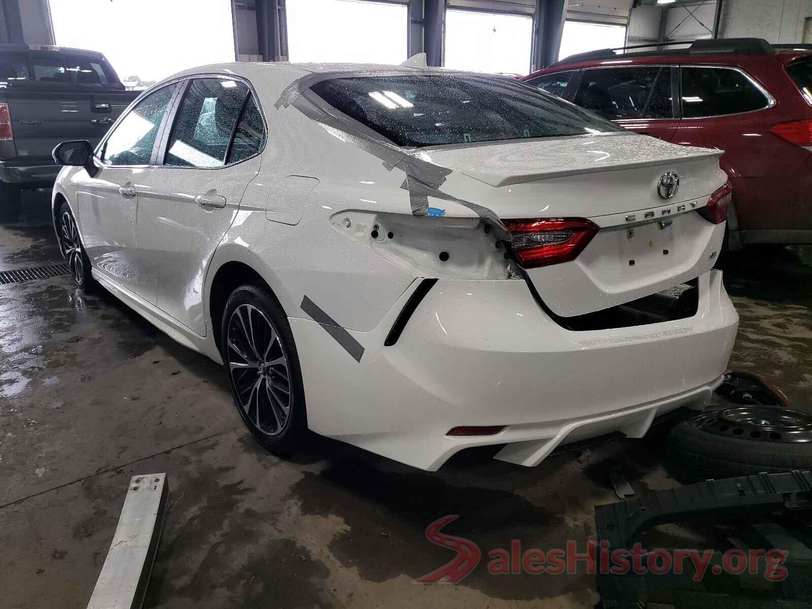 4T1B11HK2JU019527 2018 TOYOTA CAMRY