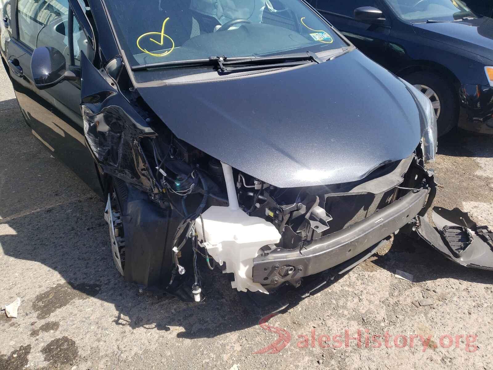 VNKKTUD31HA073385 2017 TOYOTA YARIS