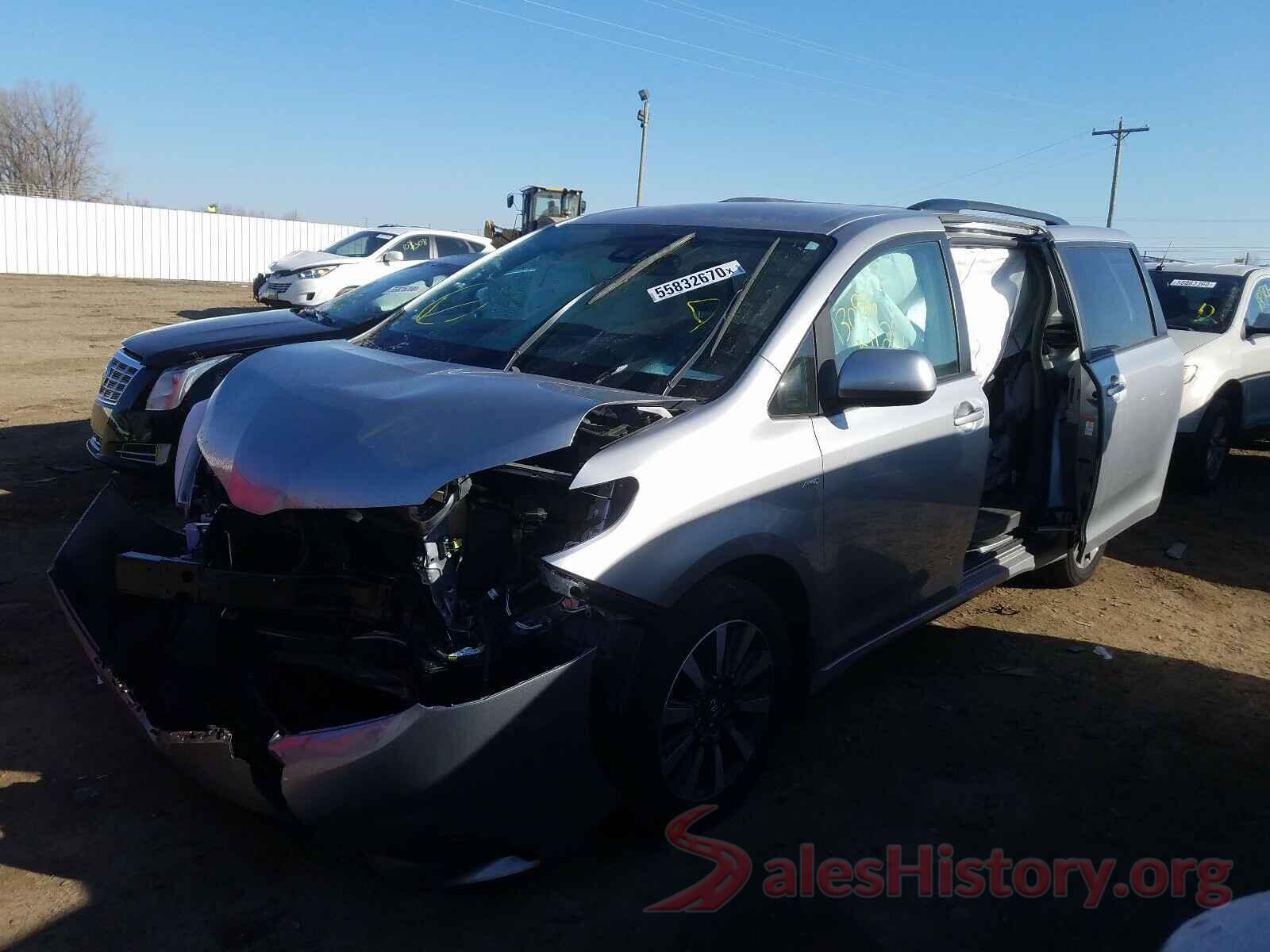 5TDJZ3DCXJS202472 2018 TOYOTA SIENNA