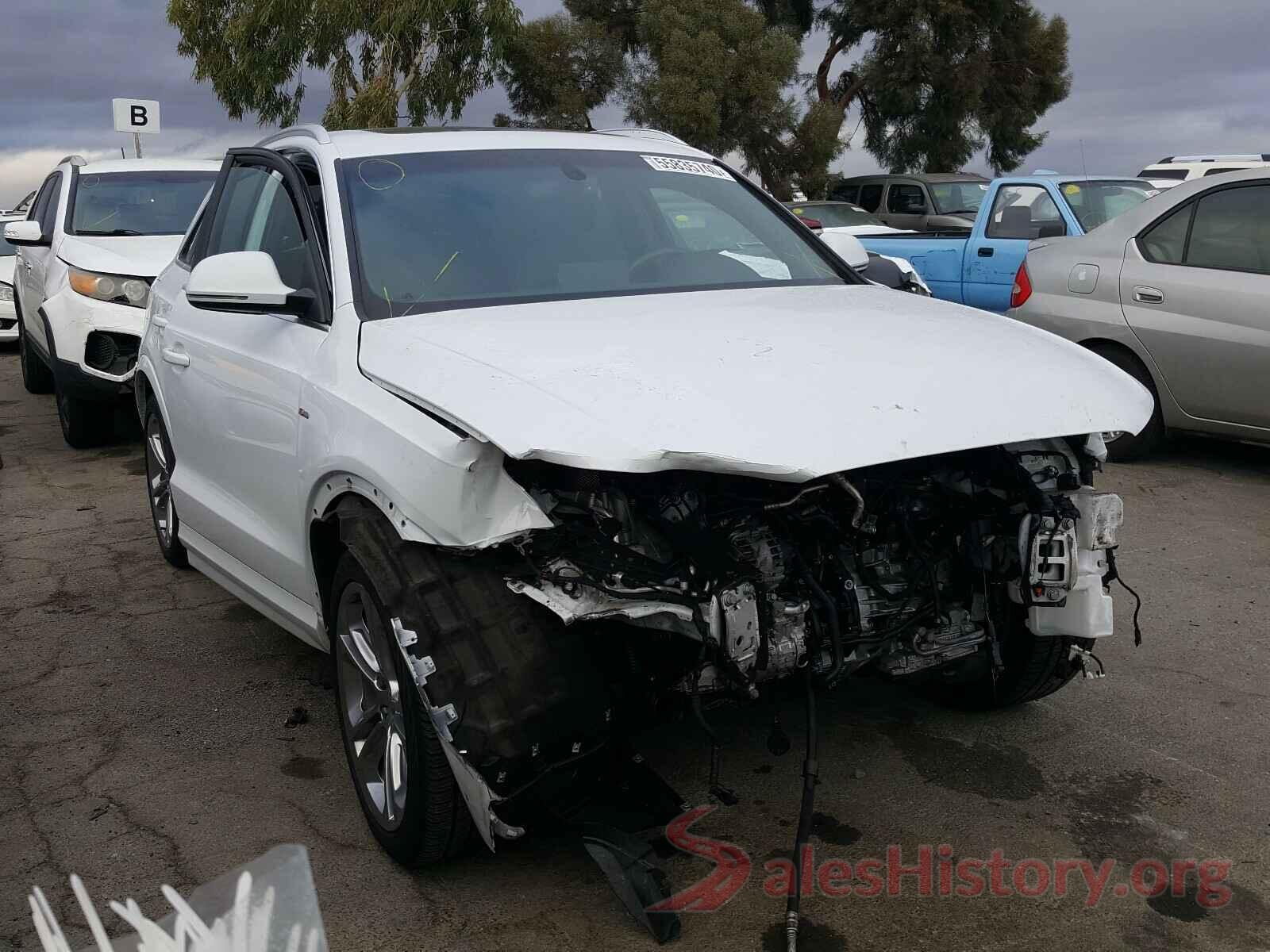 WA1JCCFS0JR002683 2018 AUDI Q3