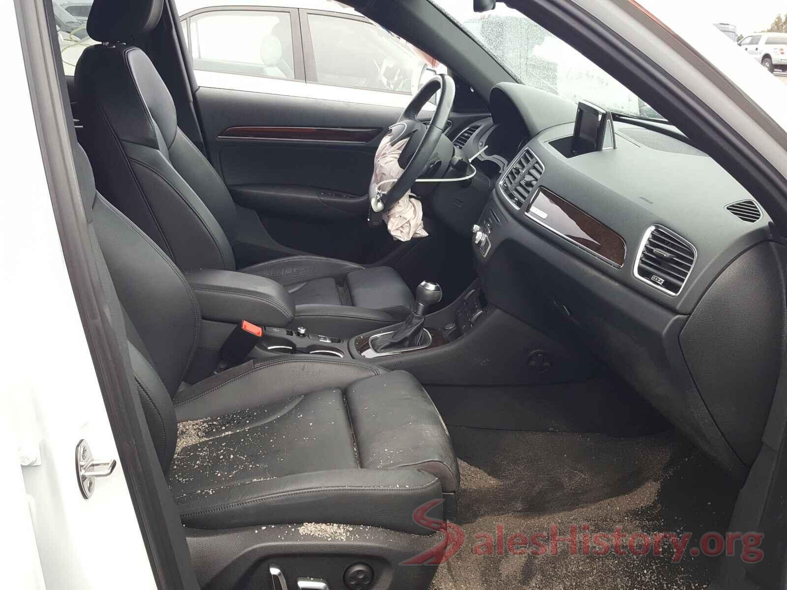 WA1JCCFS0JR002683 2018 AUDI Q3