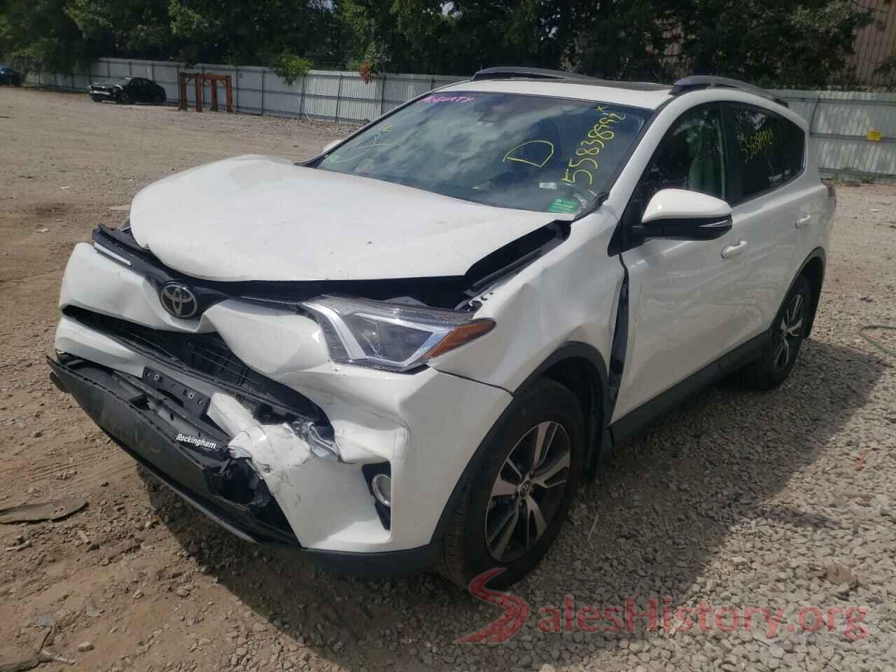 JTMRFREV7HJ171493 2017 TOYOTA RAV4