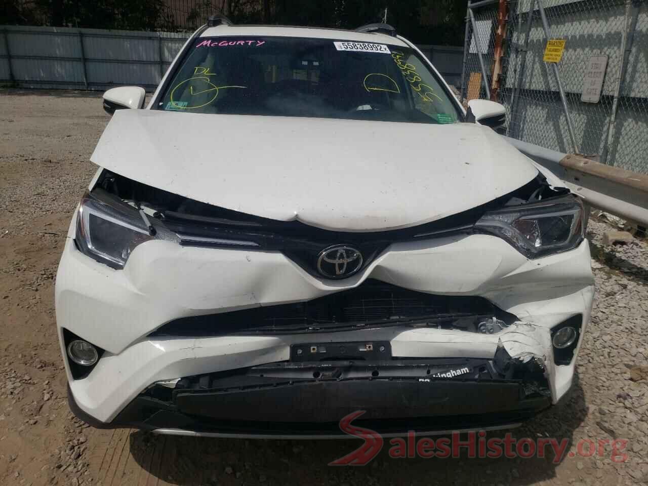 JTMRFREV7HJ171493 2017 TOYOTA RAV4