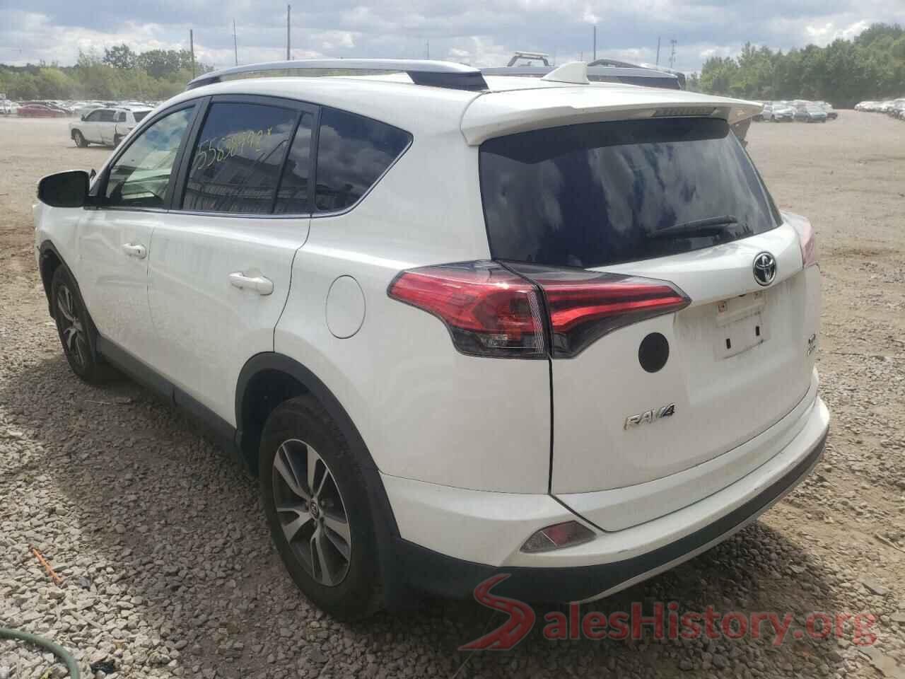 JTMRFREV7HJ171493 2017 TOYOTA RAV4