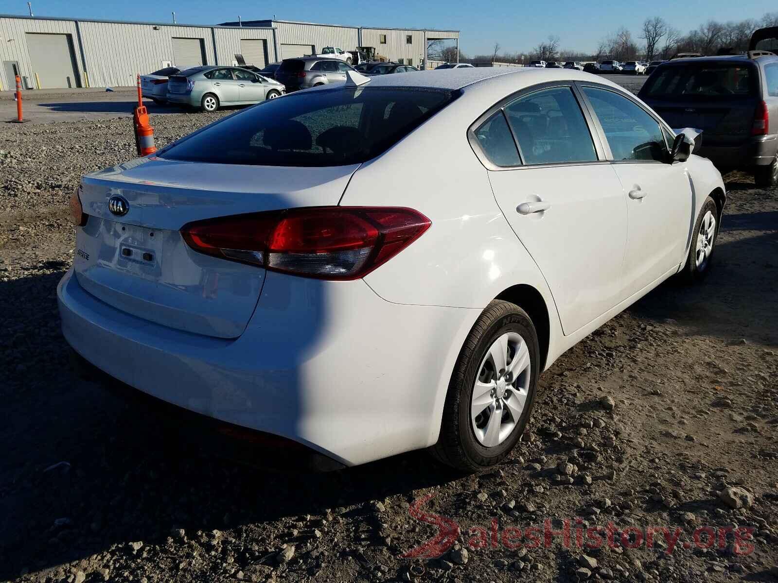 3KPFK4A77HE054308 2017 KIA FORTE