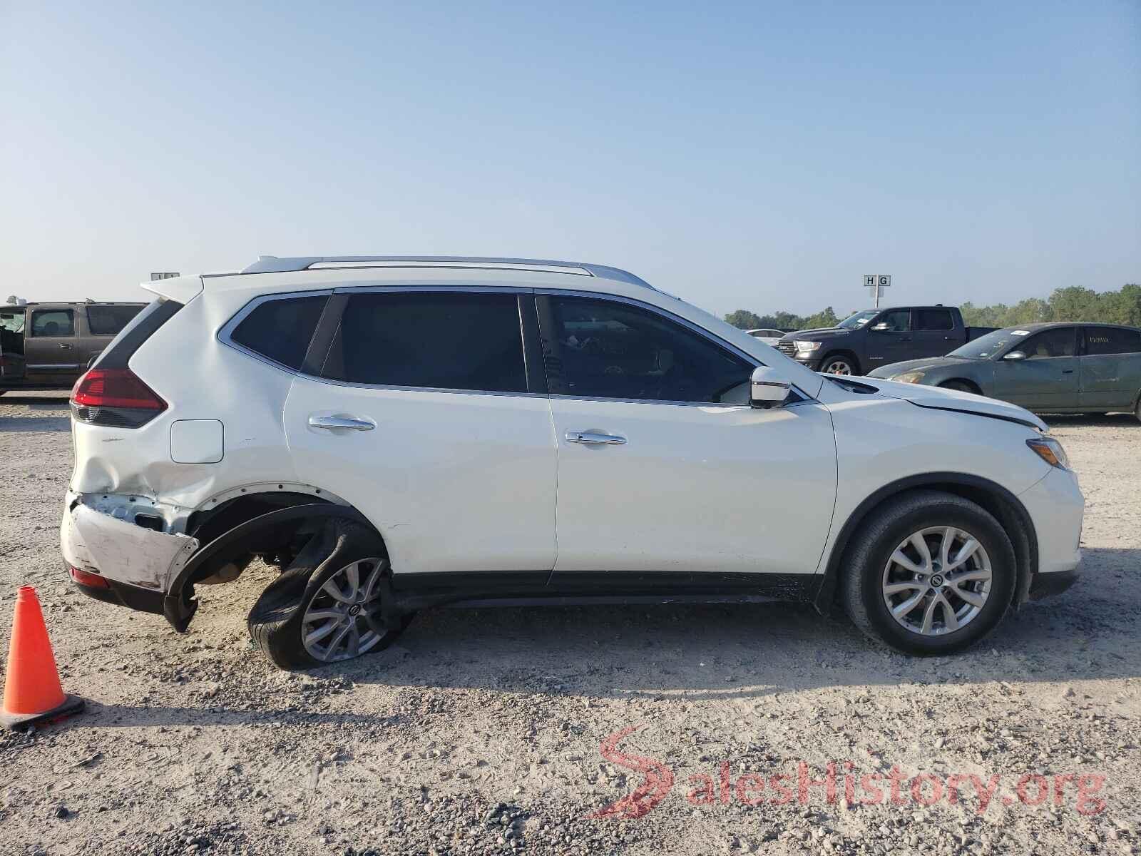 KNMAT2MT7JP533855 2018 NISSAN ROGUE