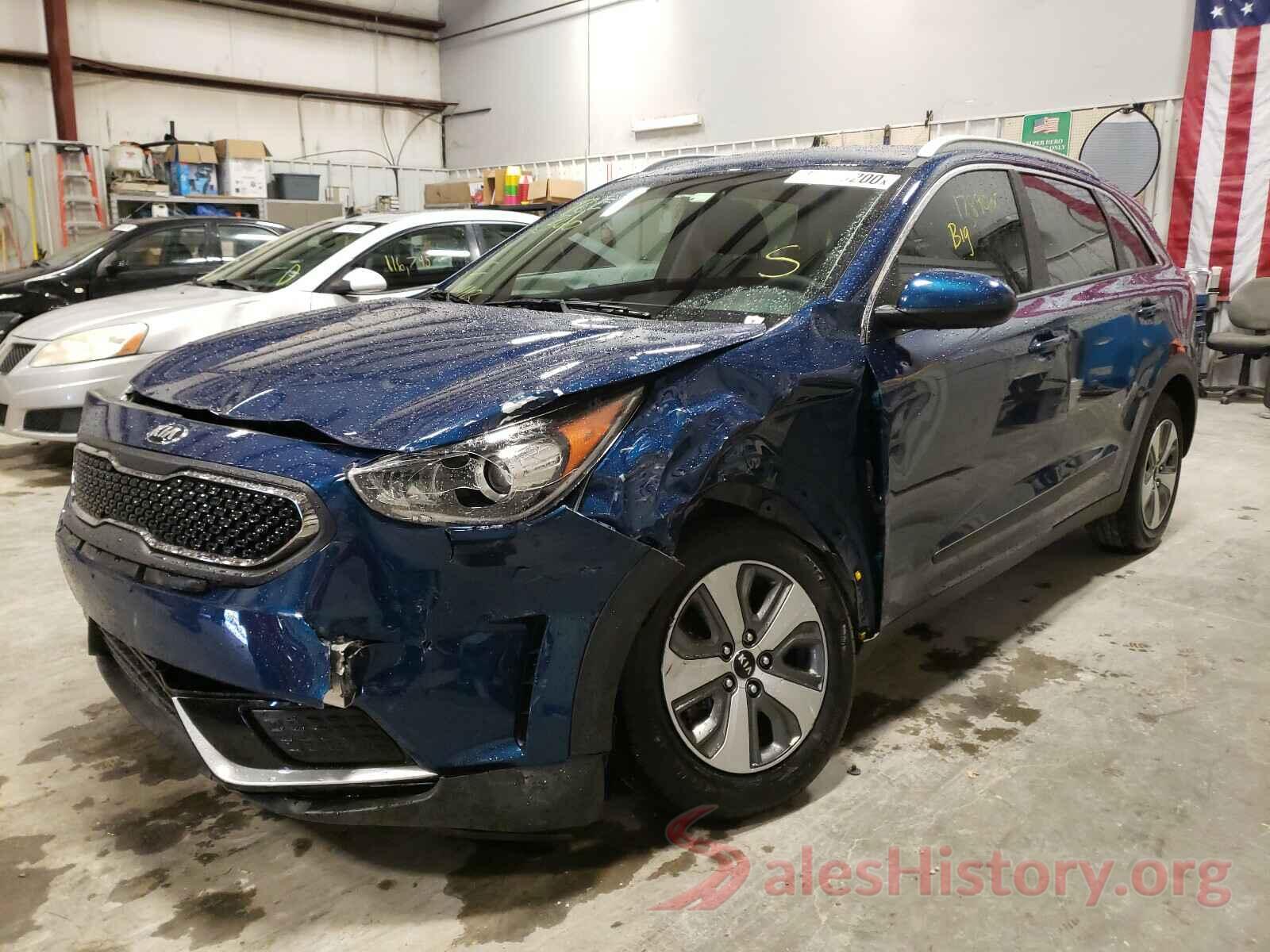 KNDCB3LC6K5255353 2019 KIA NIRO