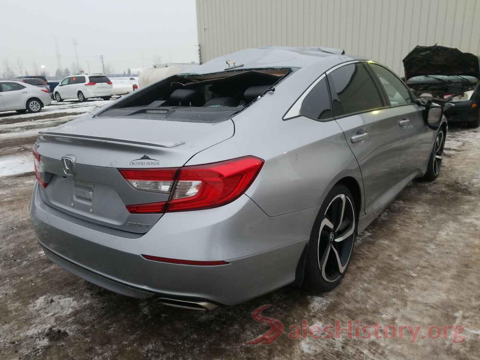 1HGCV1F33JA806059 2018 HONDA ACCORD