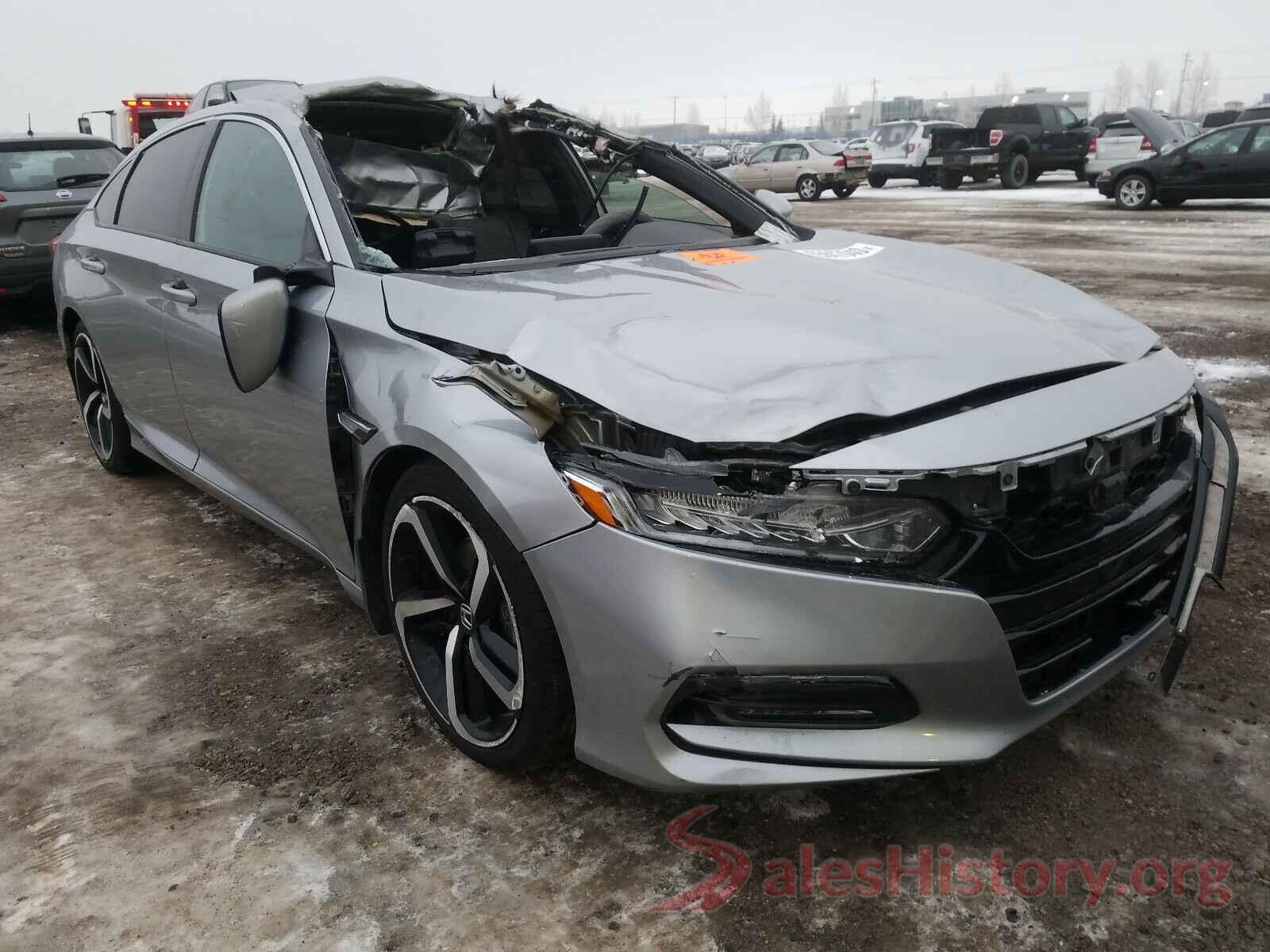 1HGCV1F33JA806059 2018 HONDA ACCORD