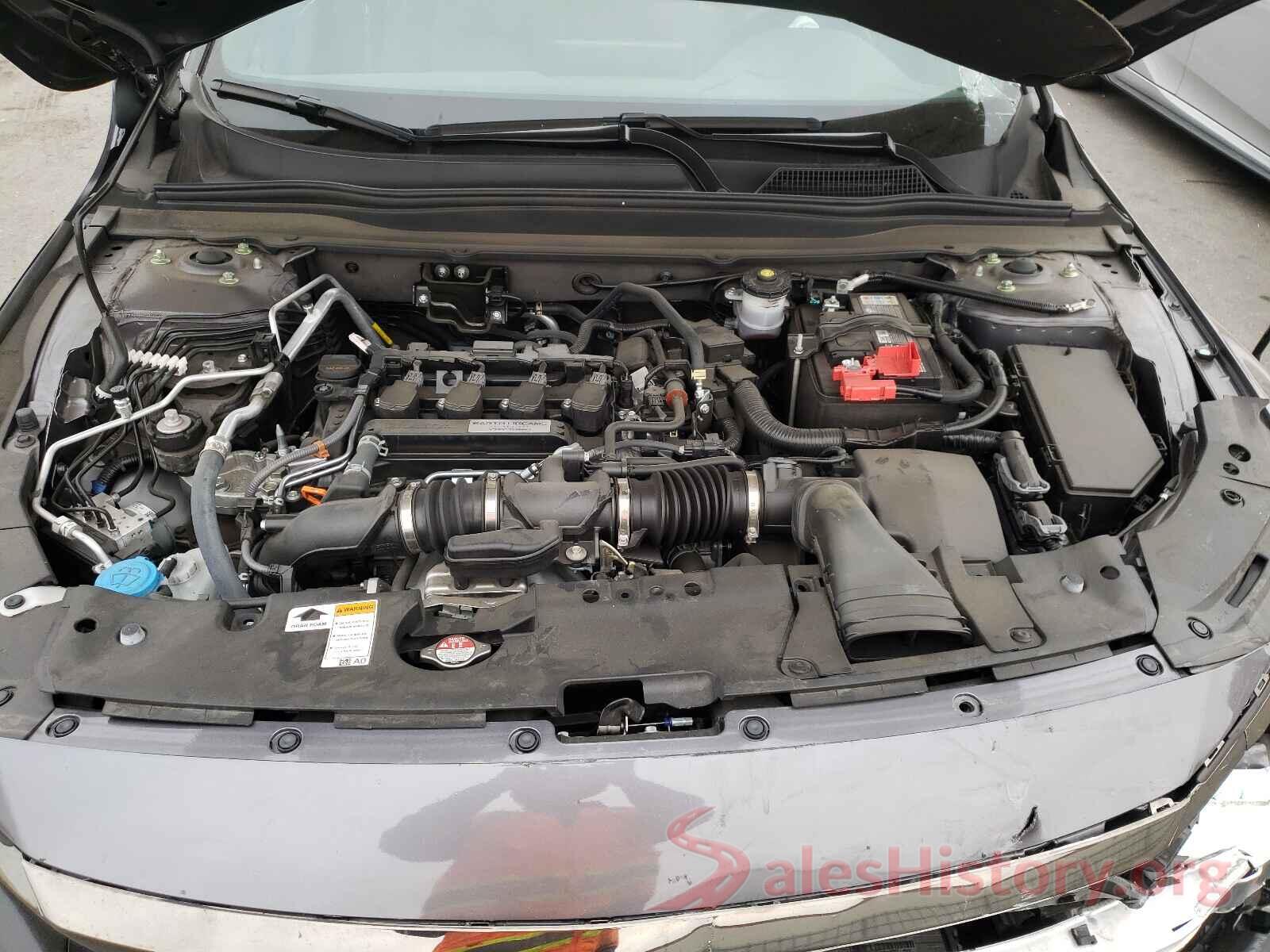 1HGCV1F32JA162893 2018 HONDA ACCORD