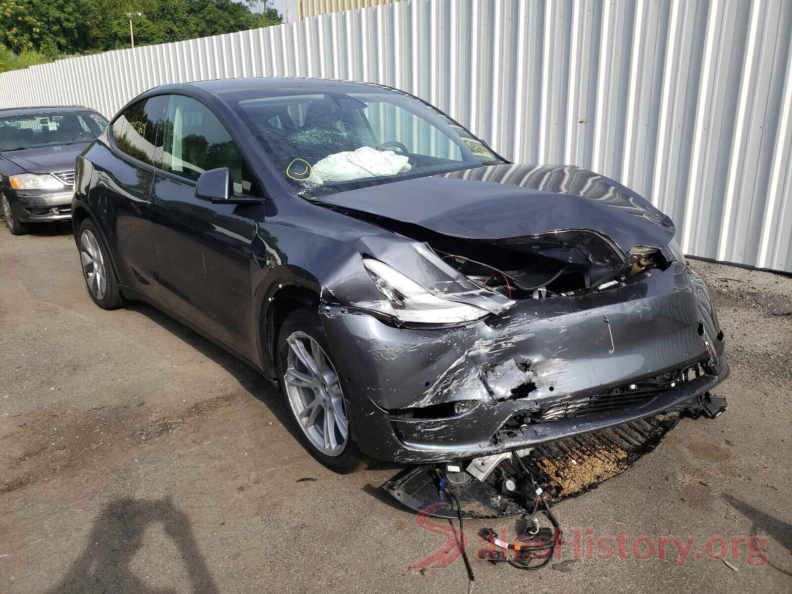 5YJYGAEE2MF181229 2021 TESLA MODEL Y